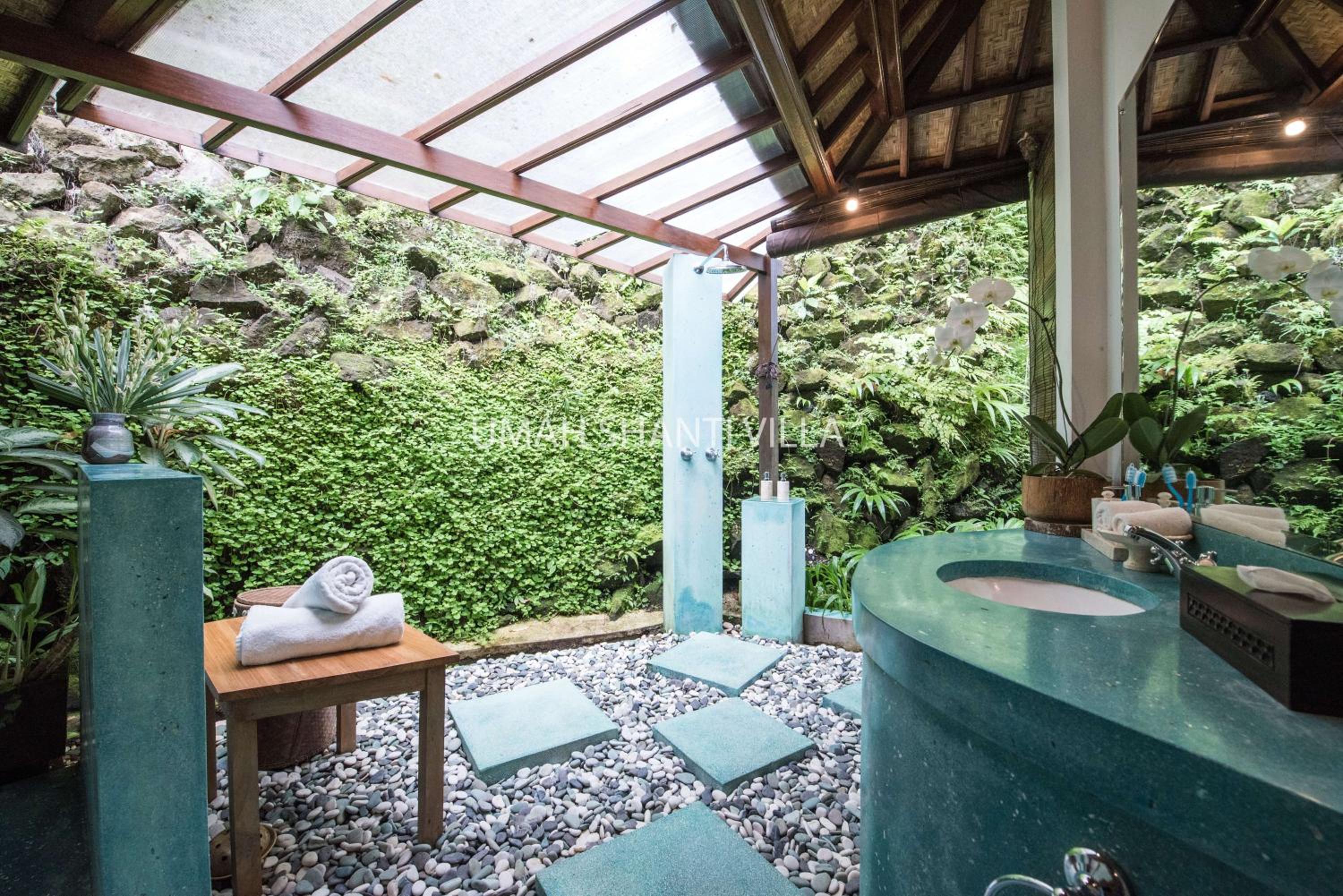 Villa Umah Shanti