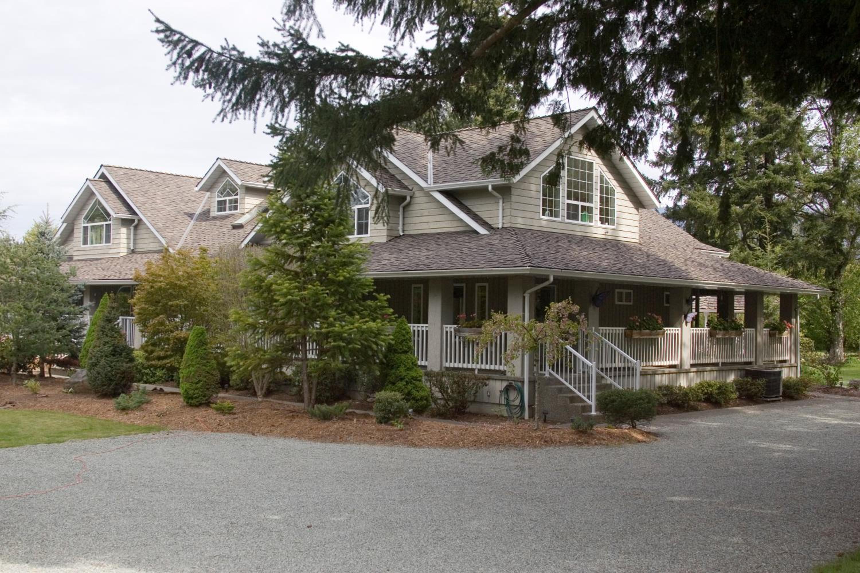 Hummingbird Guesthouse