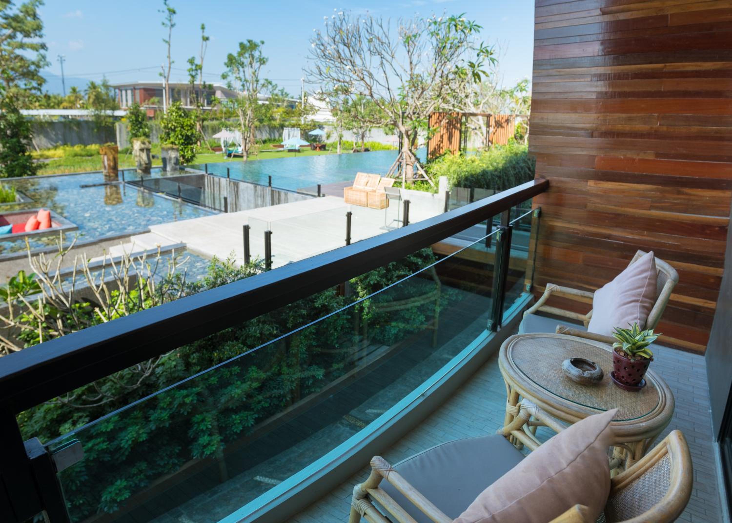 North Hill City Resort