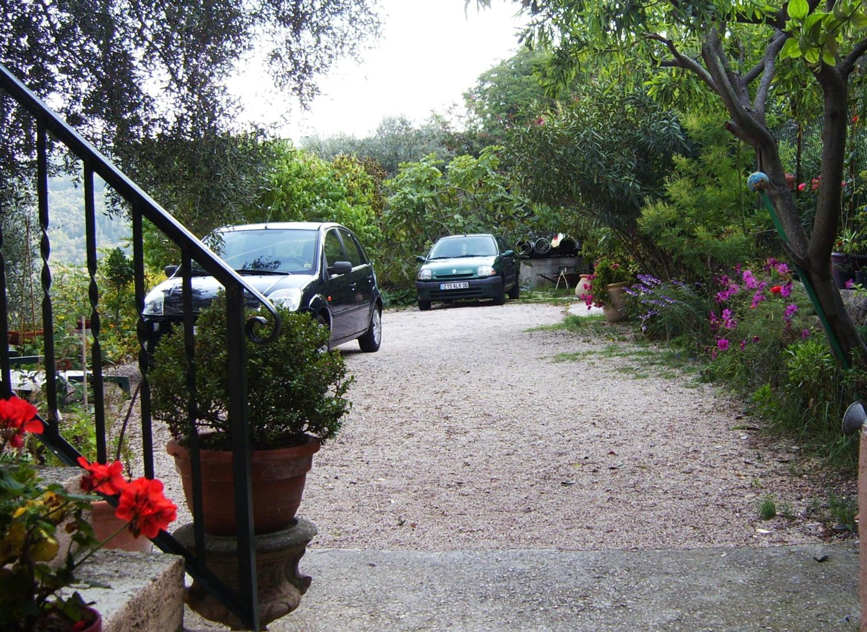 Photo 27