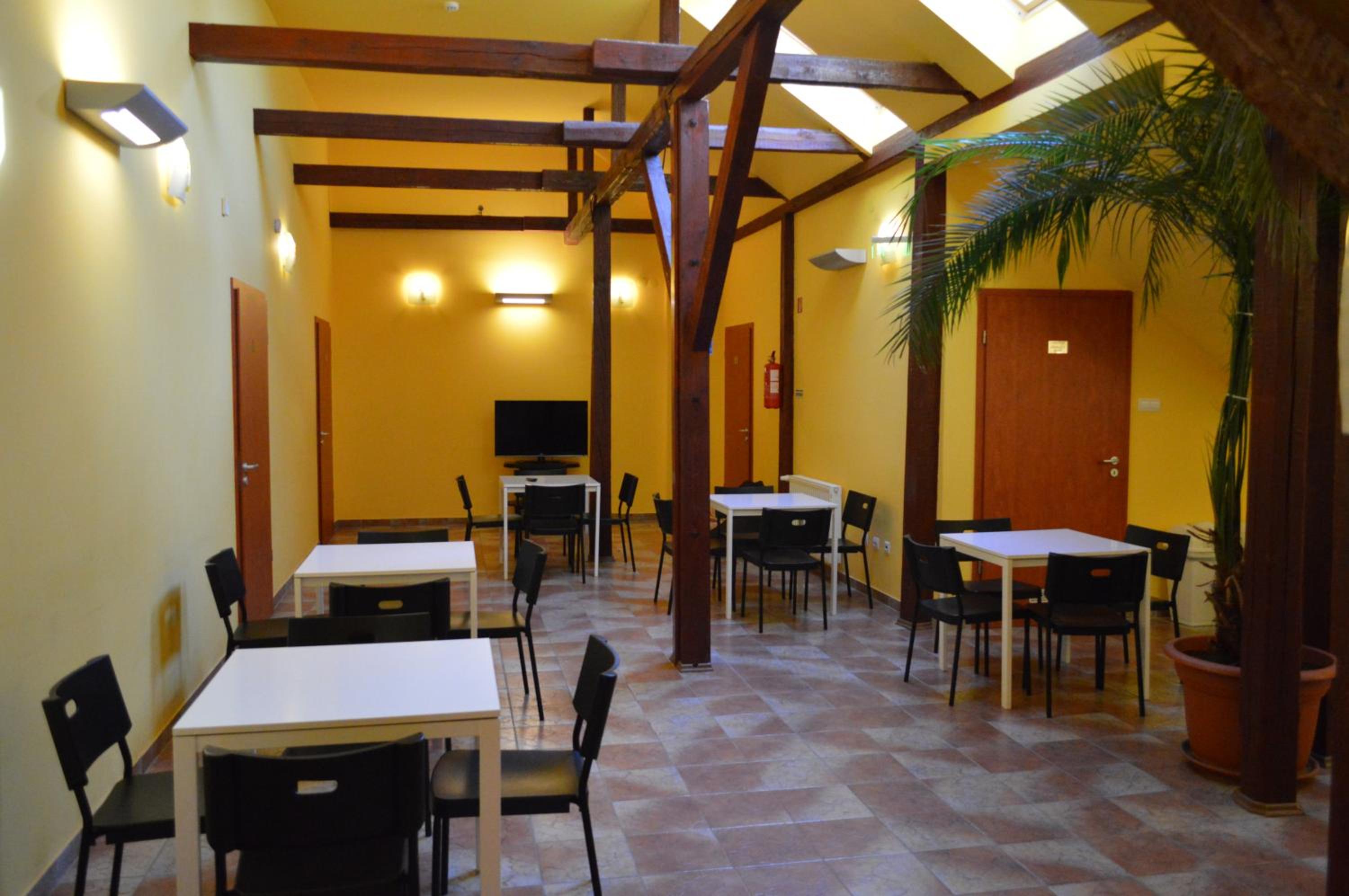 Bordany Hostel