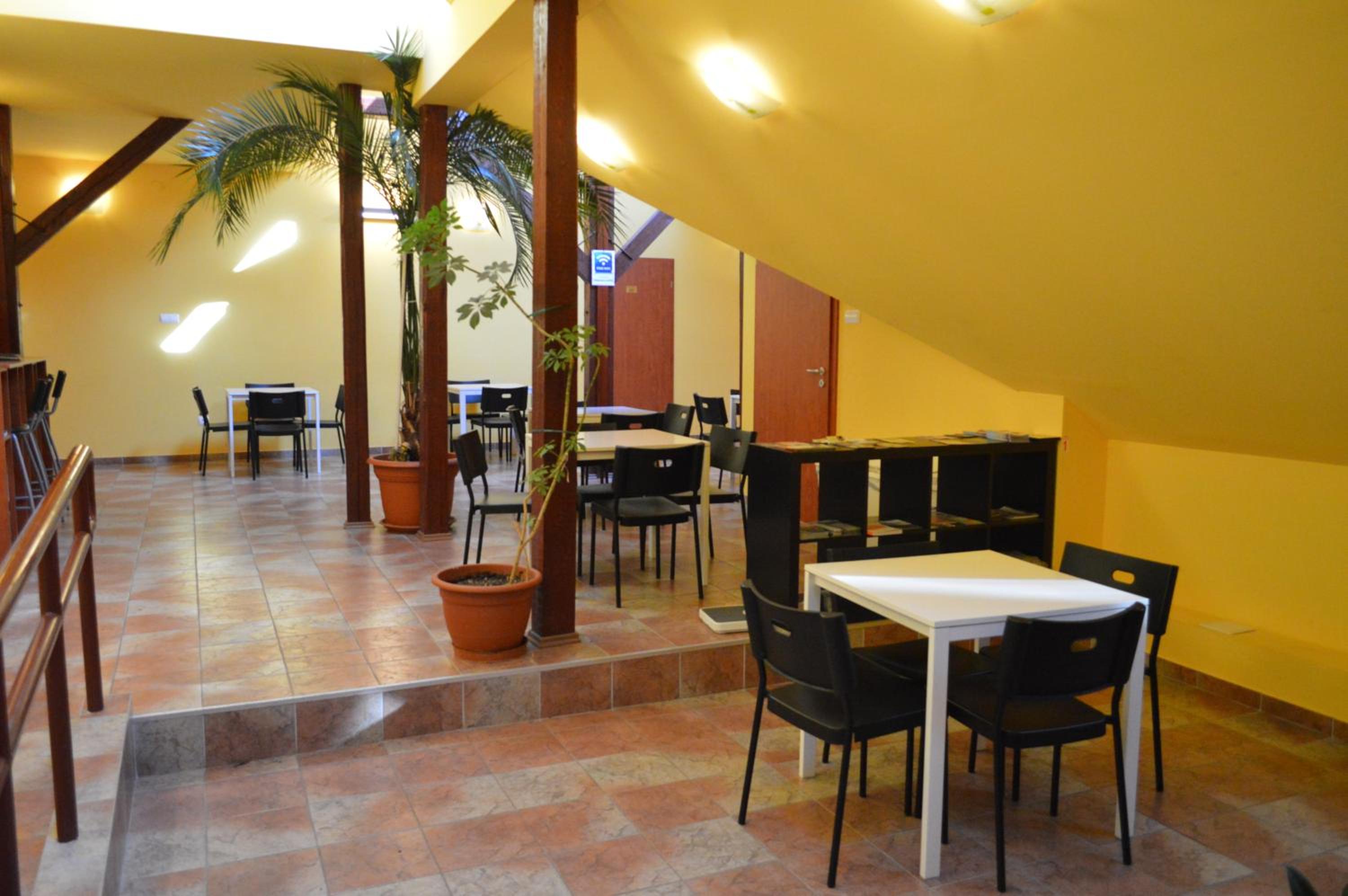 Bordany Hostel