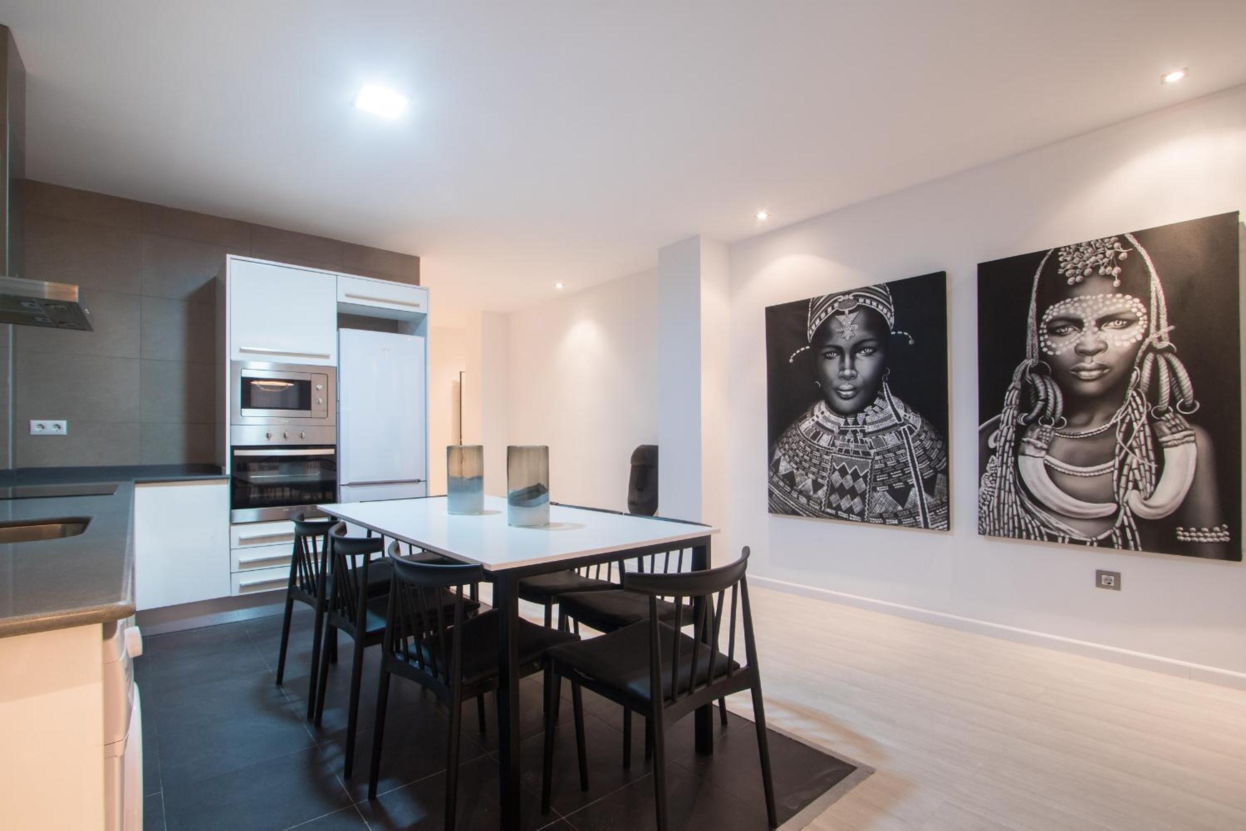 Valencia Luxury - Boutique Center