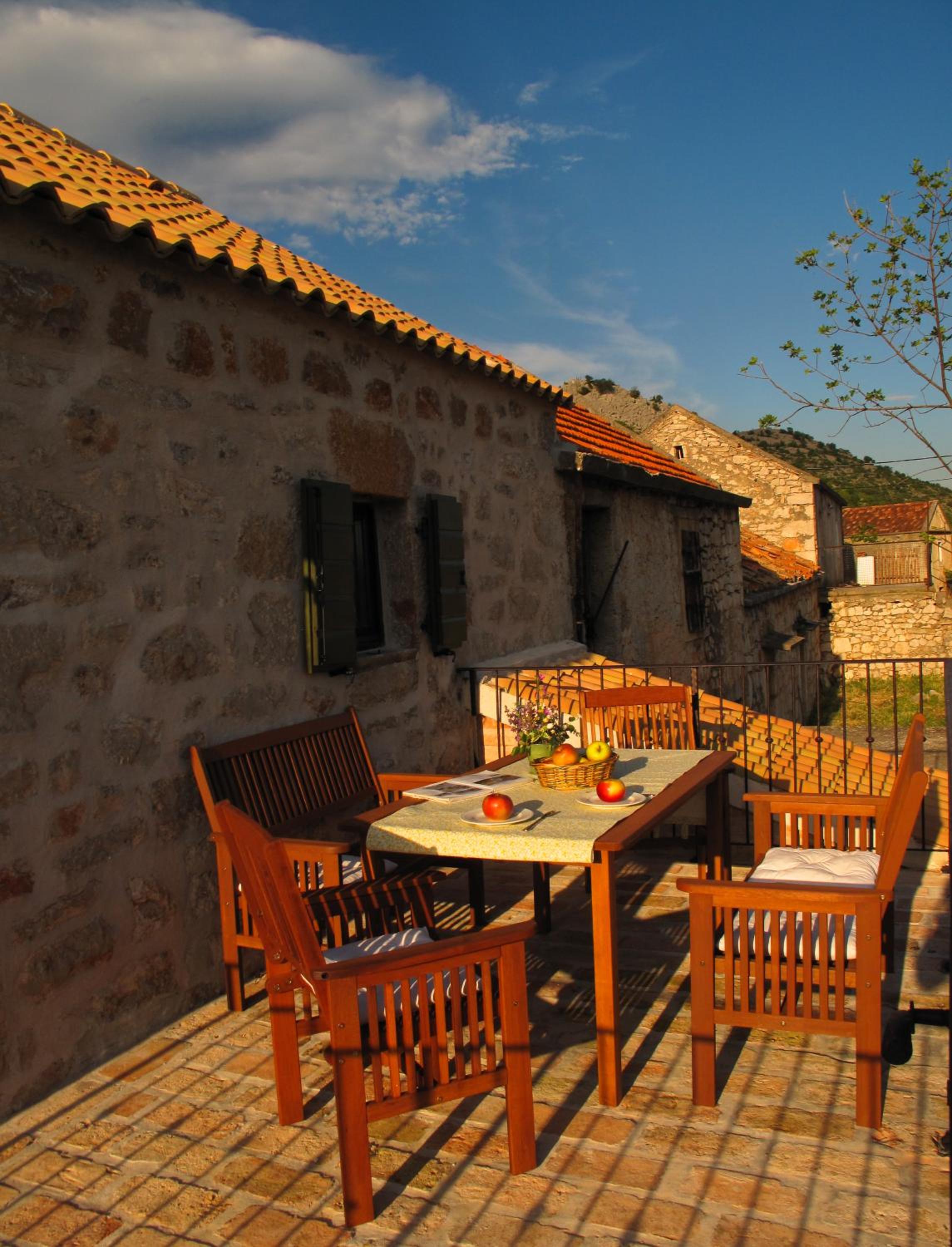 Stone House Pojata view 2