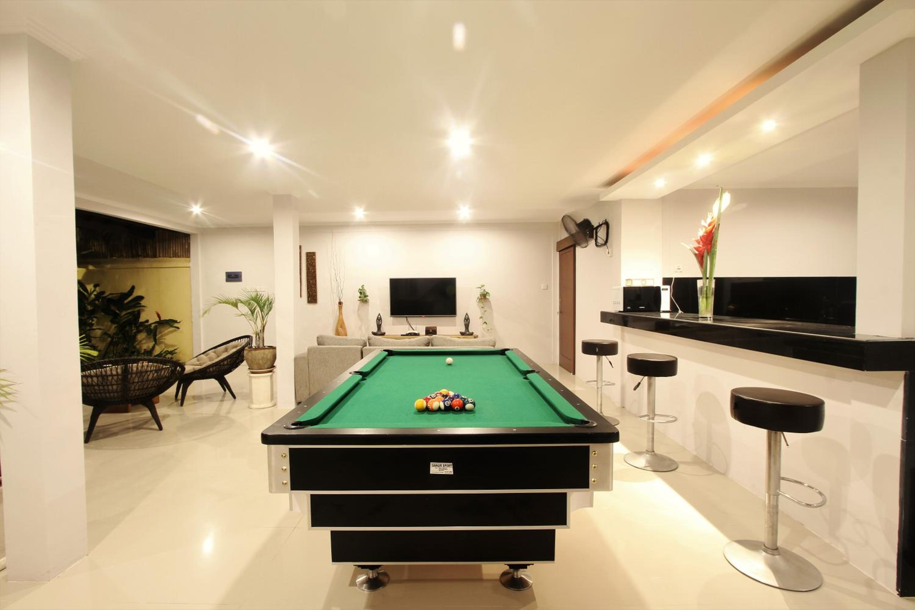 activities & amenities