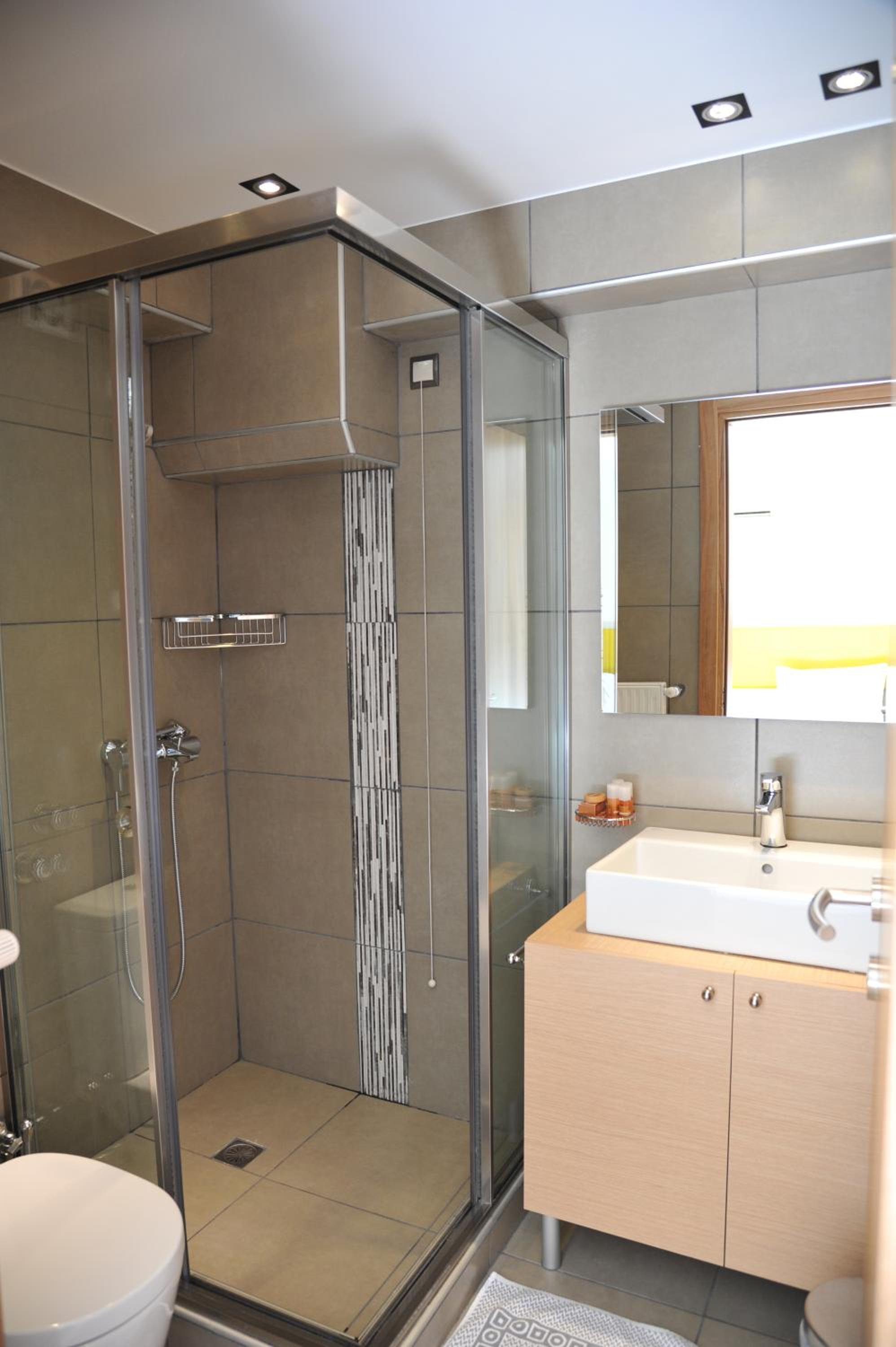 Elements Rooms & Apartments