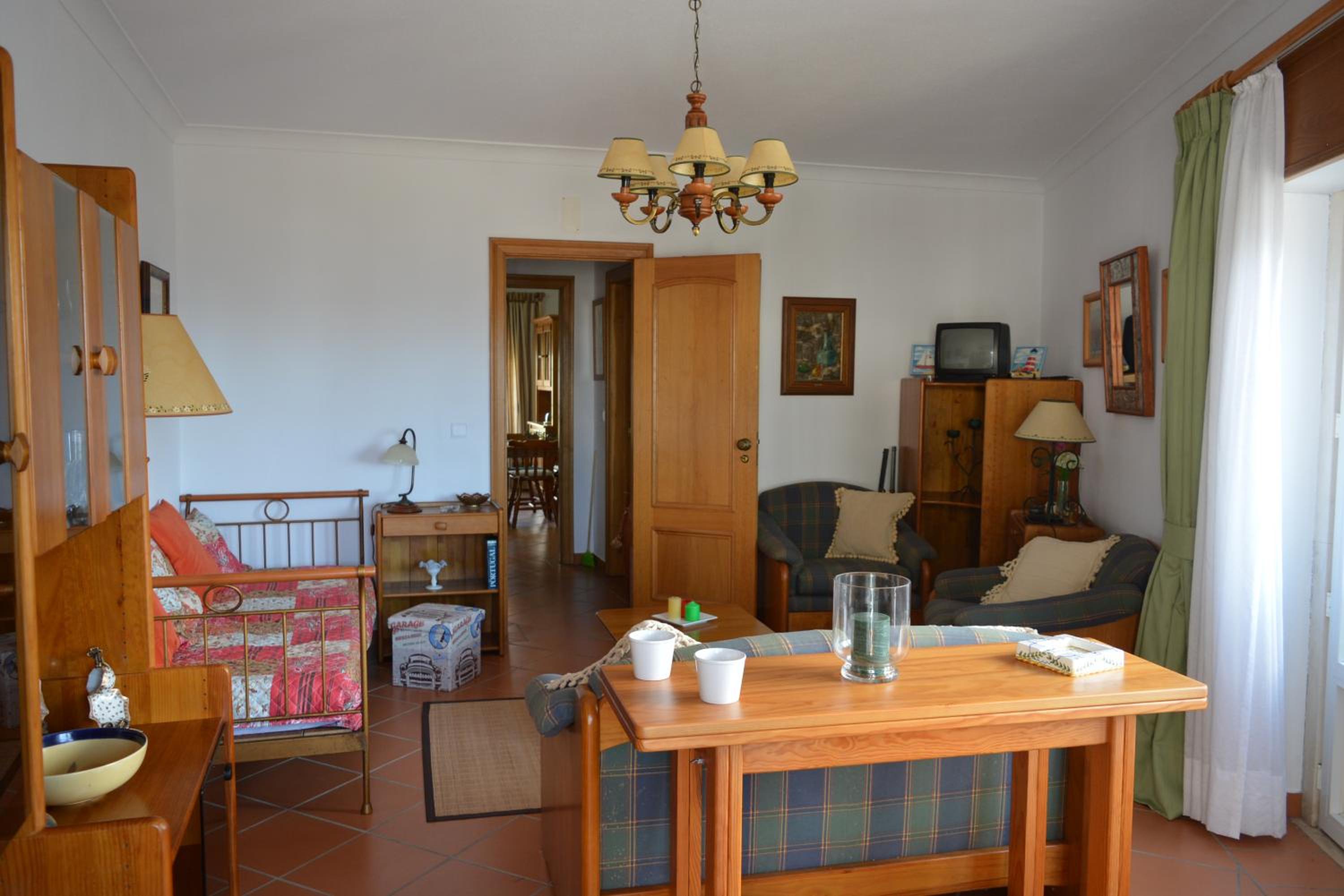 Ericeira Holidays- apartment T1 view 4