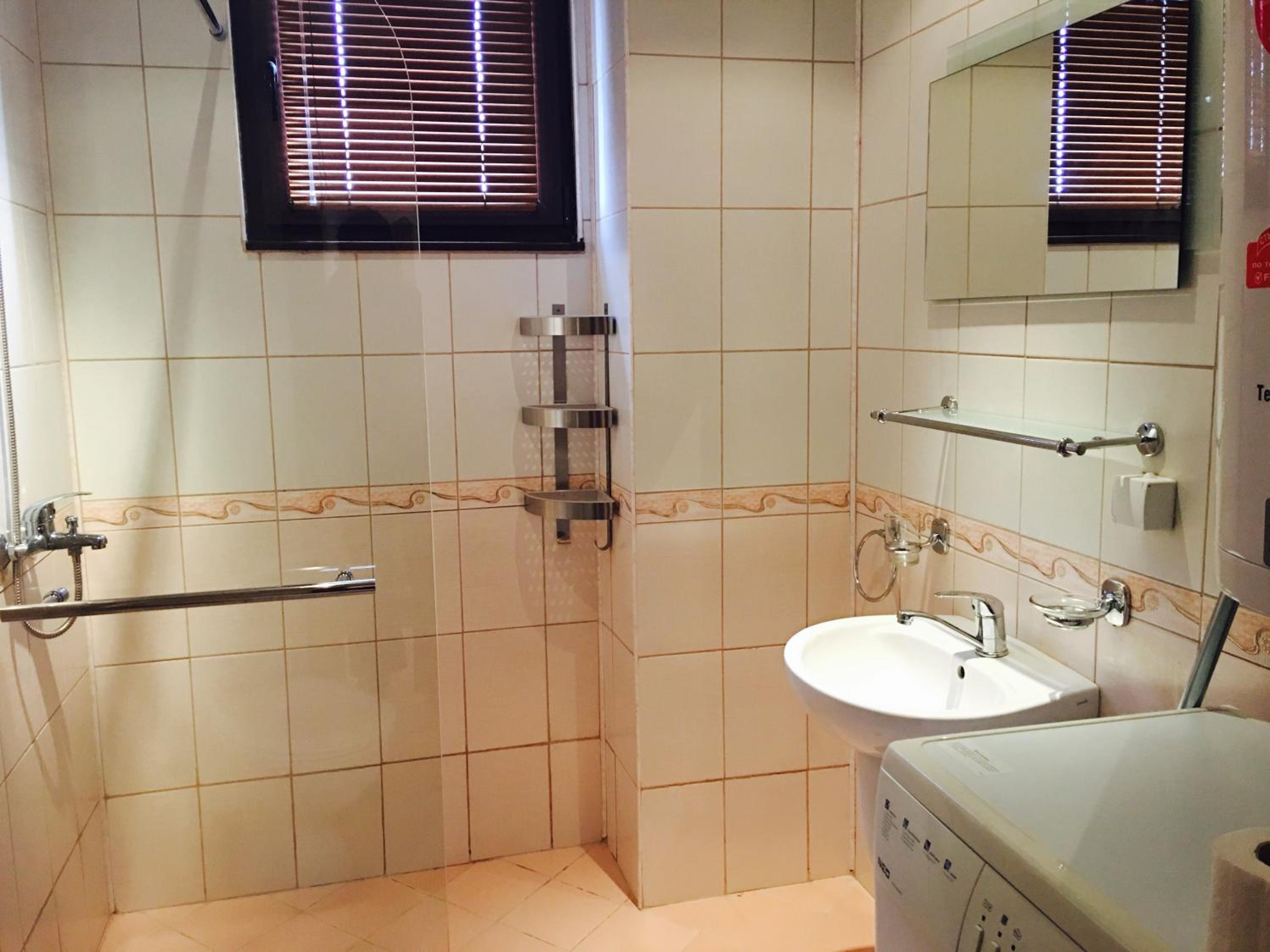 Ramada 2 Boutique Apartment near Ski Road