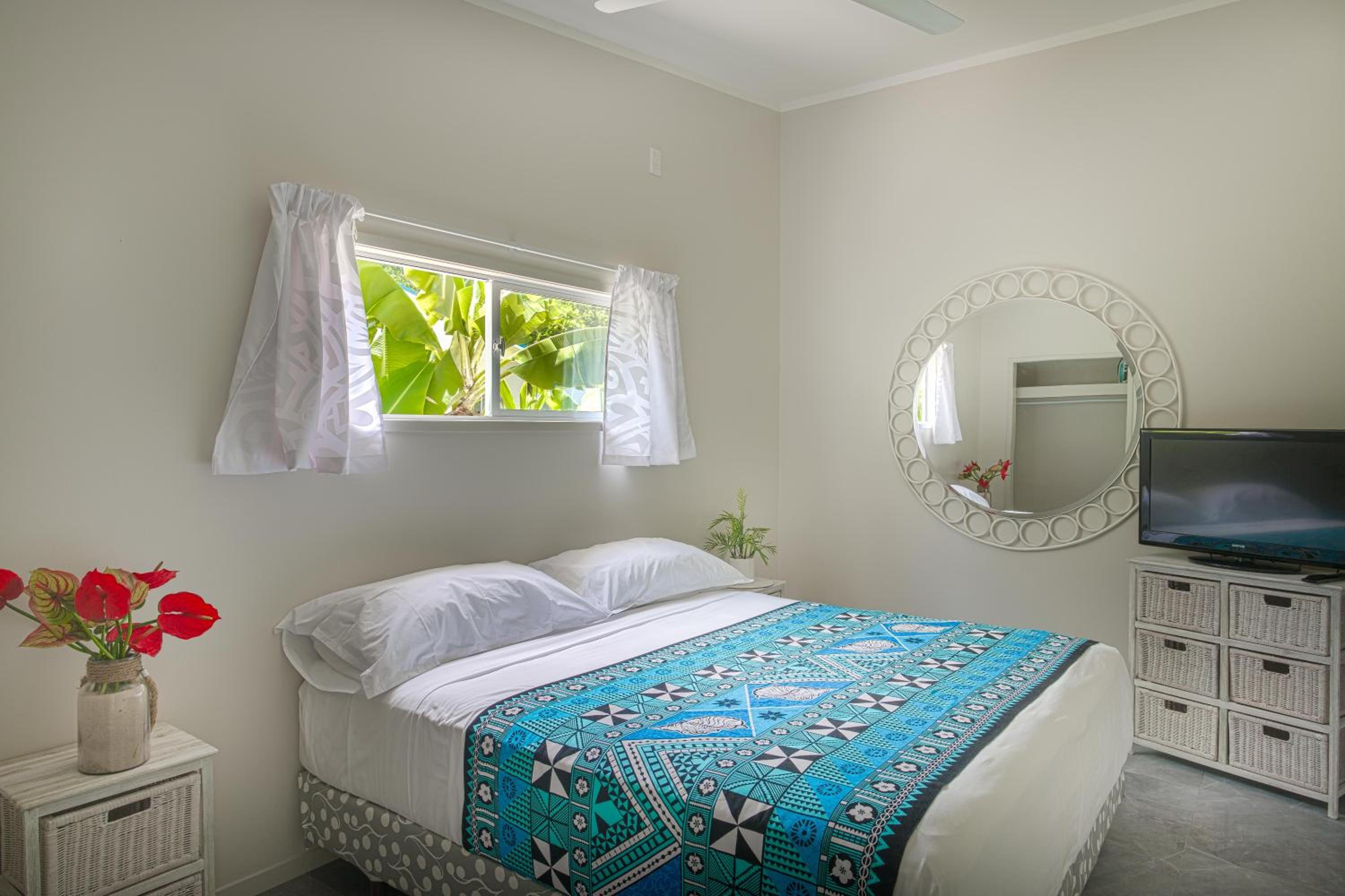 Mama Taras Bungalows
