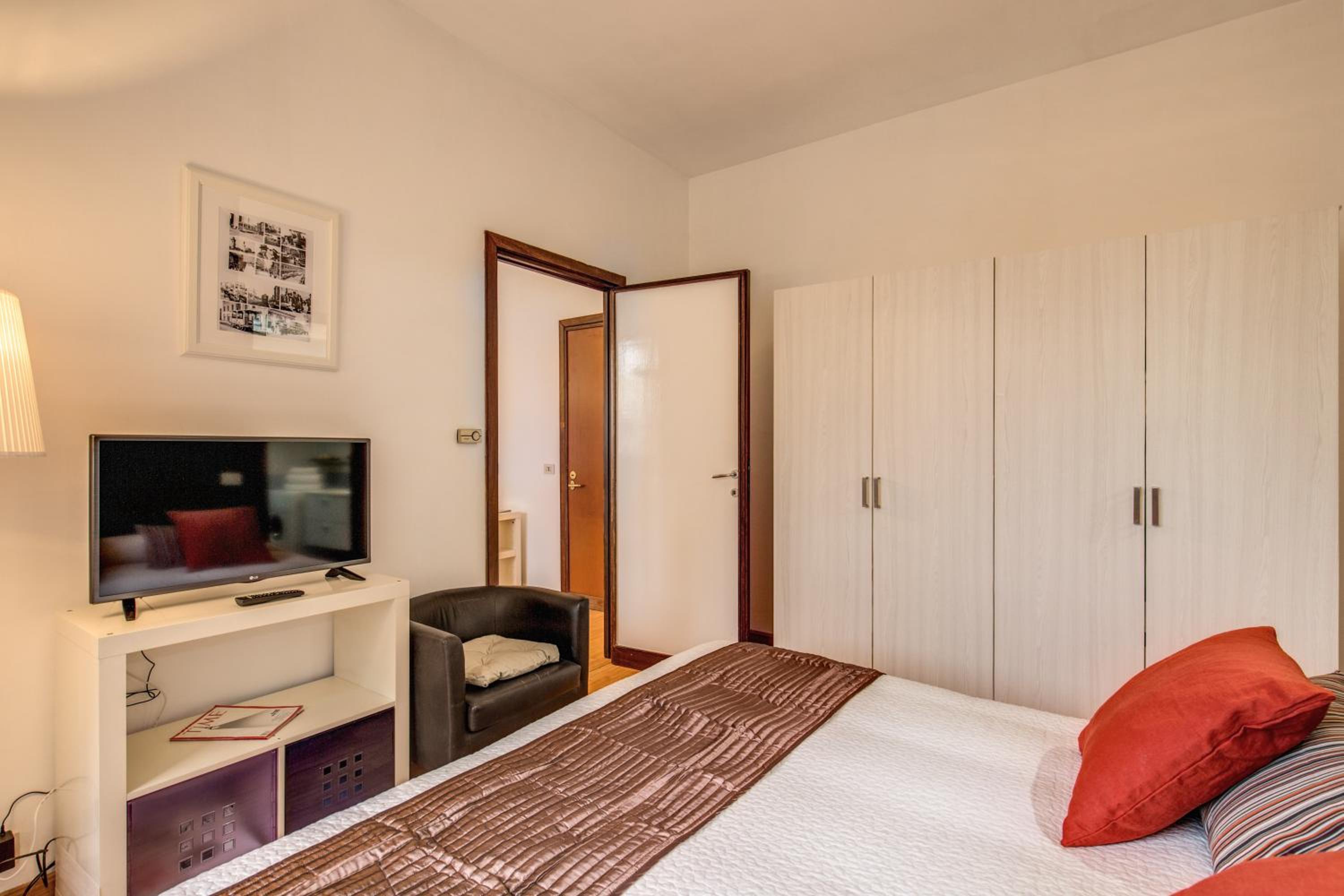 M&L Apartments - Ardesia Colosseo