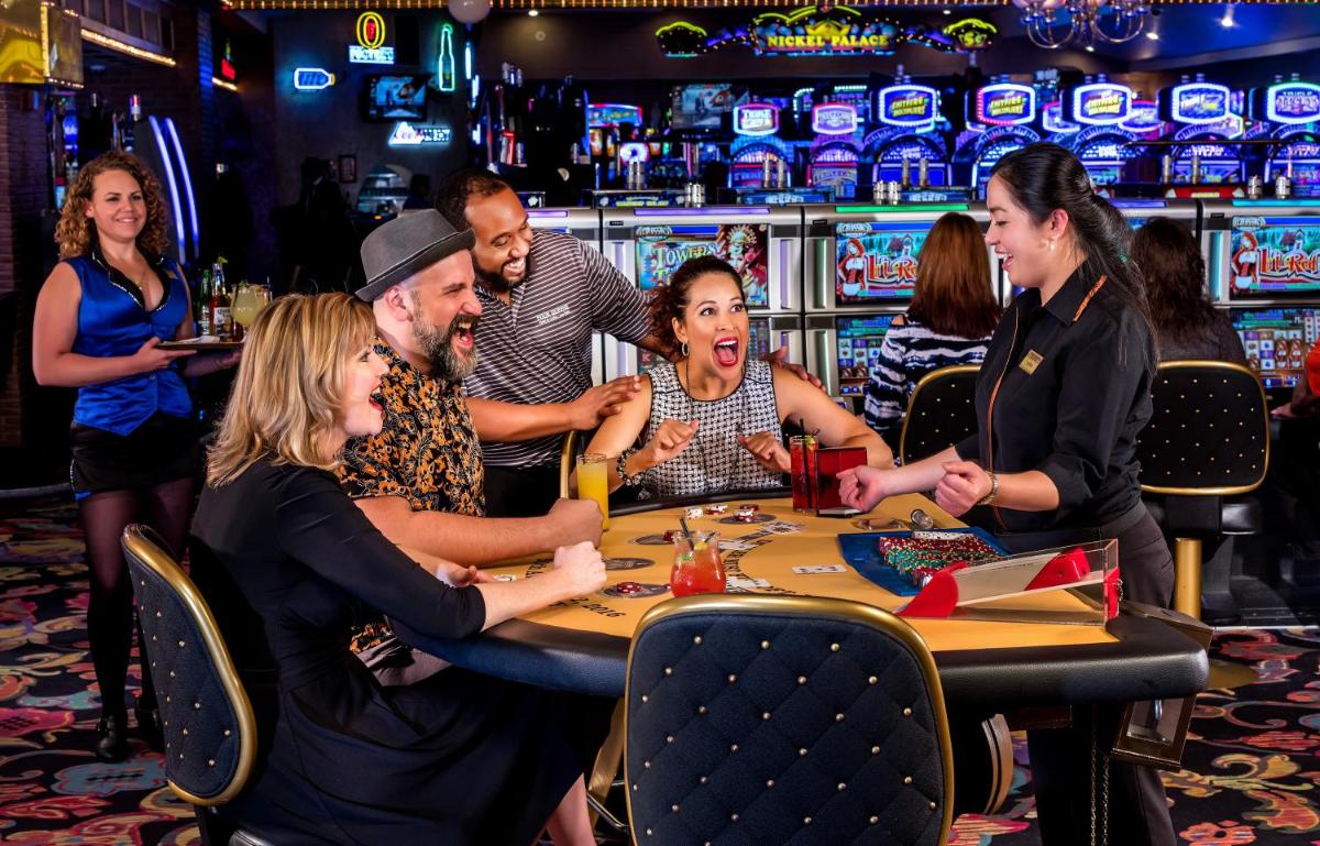 Four Queens Hotel and Casino 28