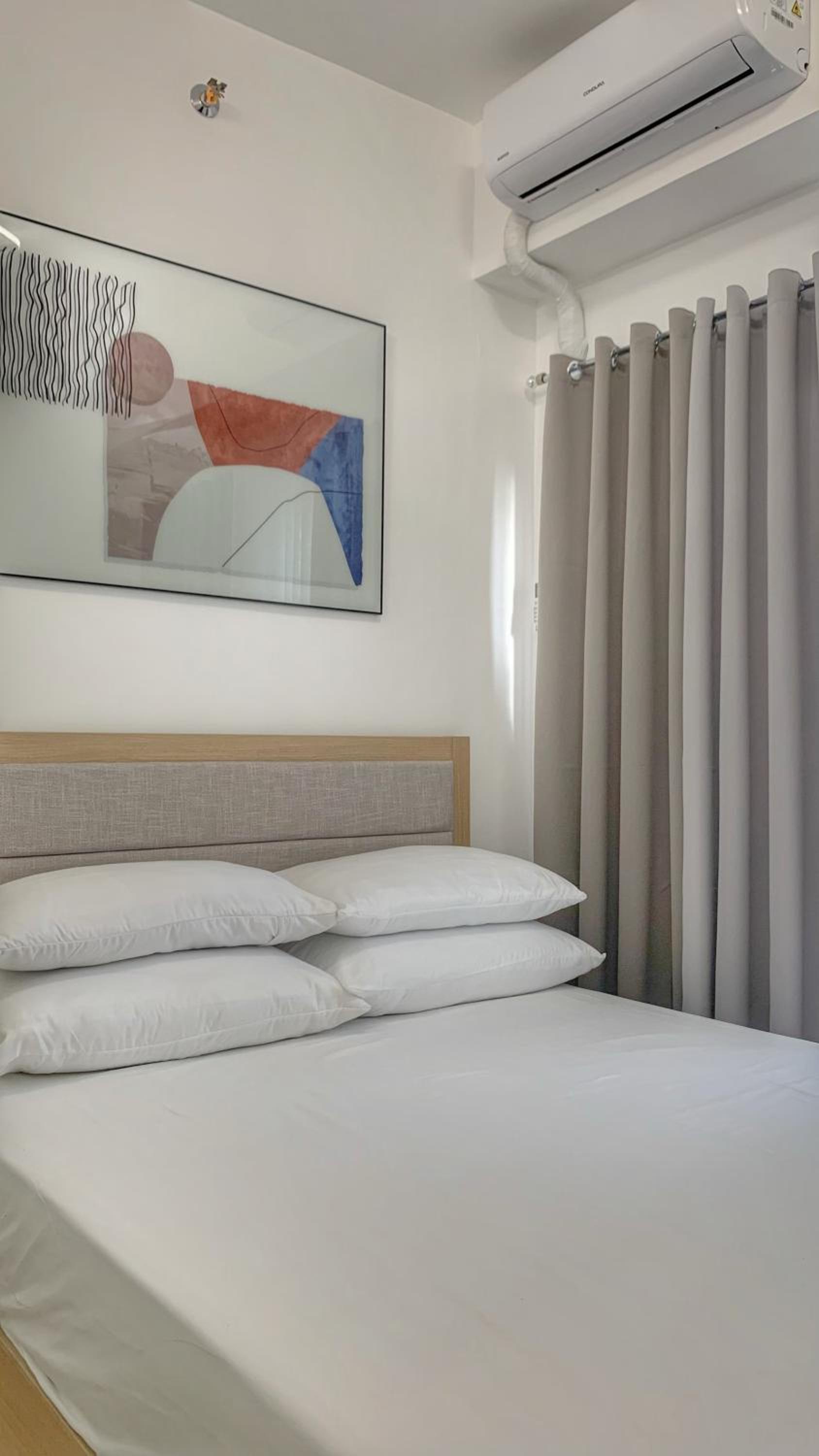 L Casa Tagaytay Staycation Fast WiFi and Free Parking