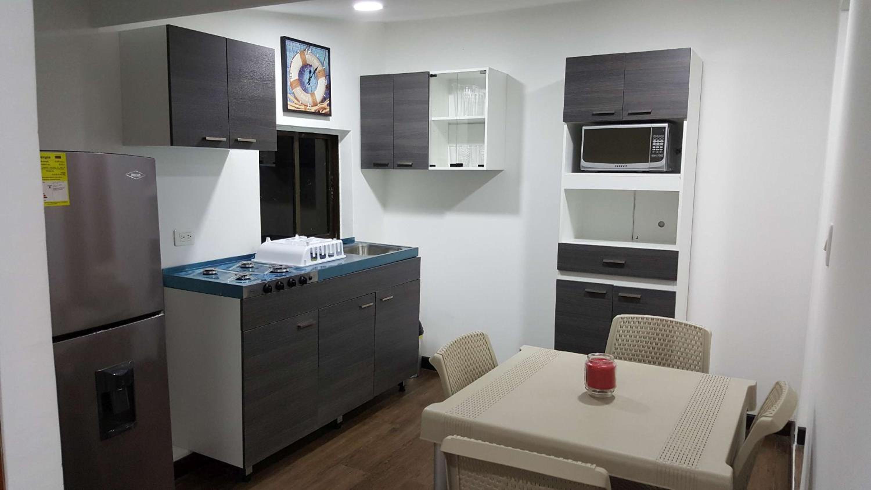 Beach Paradise Apartments view 5
