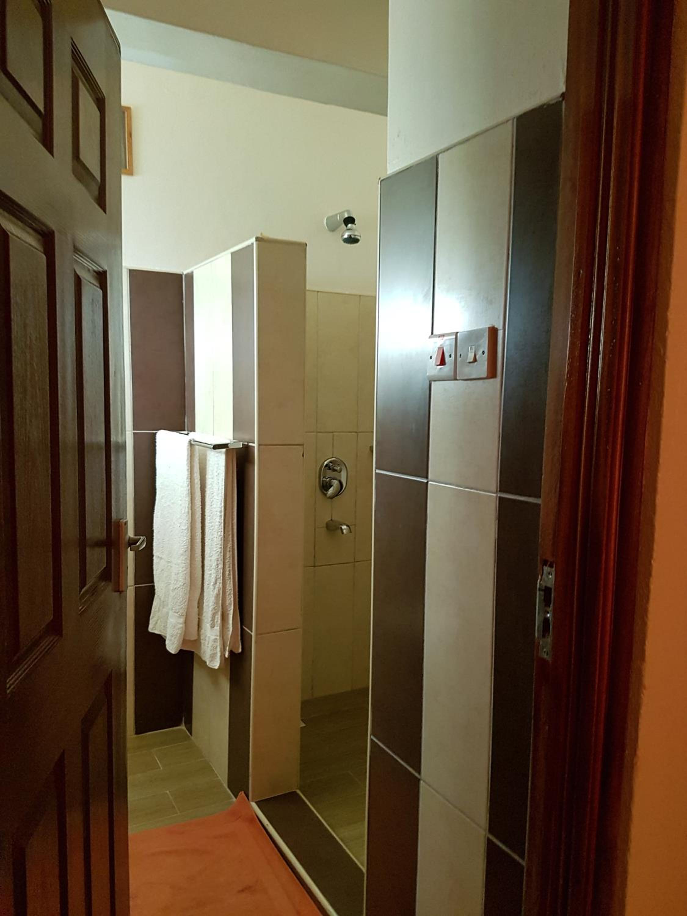 Spurwing Guest House