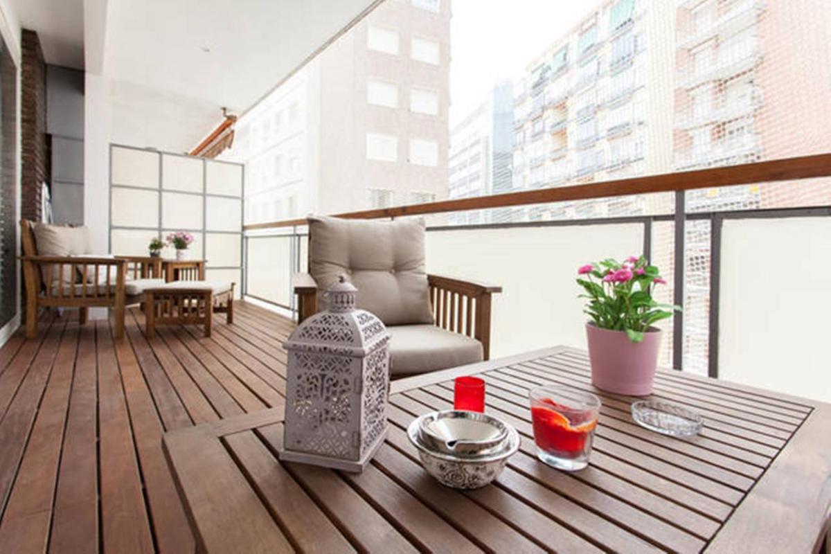 Lovely Loft Rambla view 2