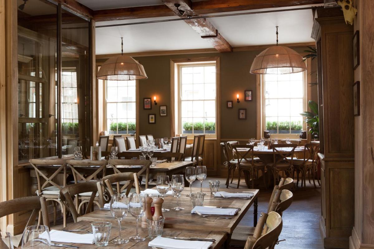 restaurant