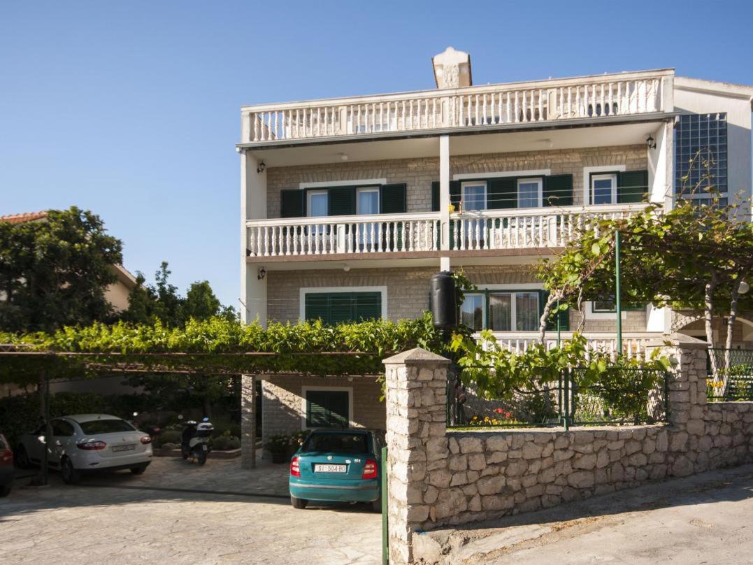 Apartment Damir