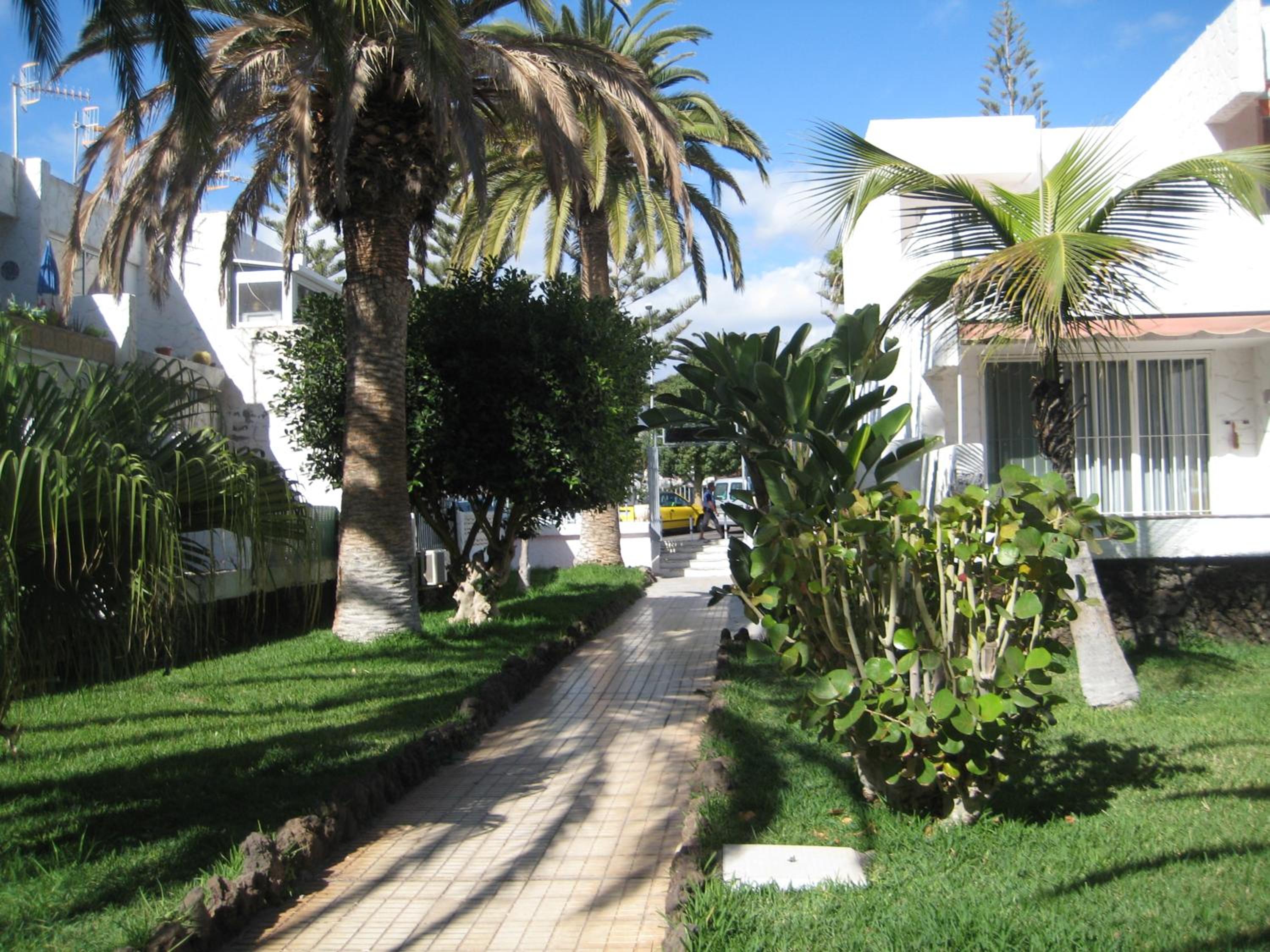 Elana Apartment with FREE WIFI view 2