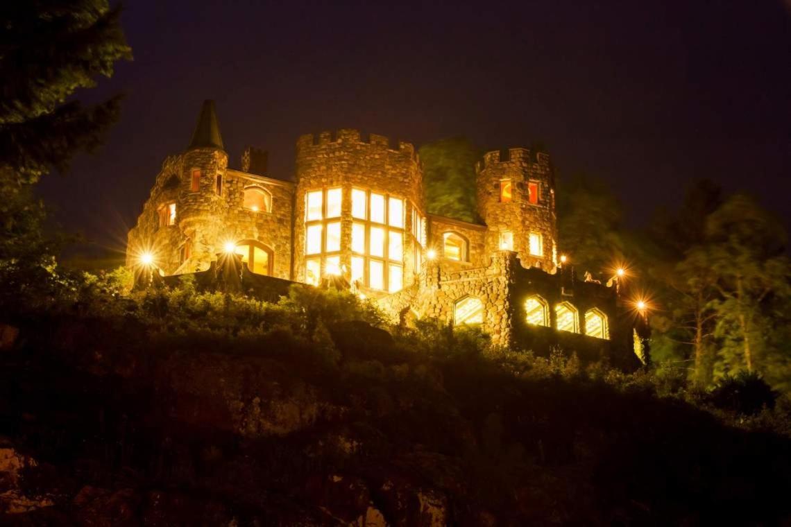 HIGHLANDS CASTLE overlooking Lake George plus 2 other CASTLES & SUITES