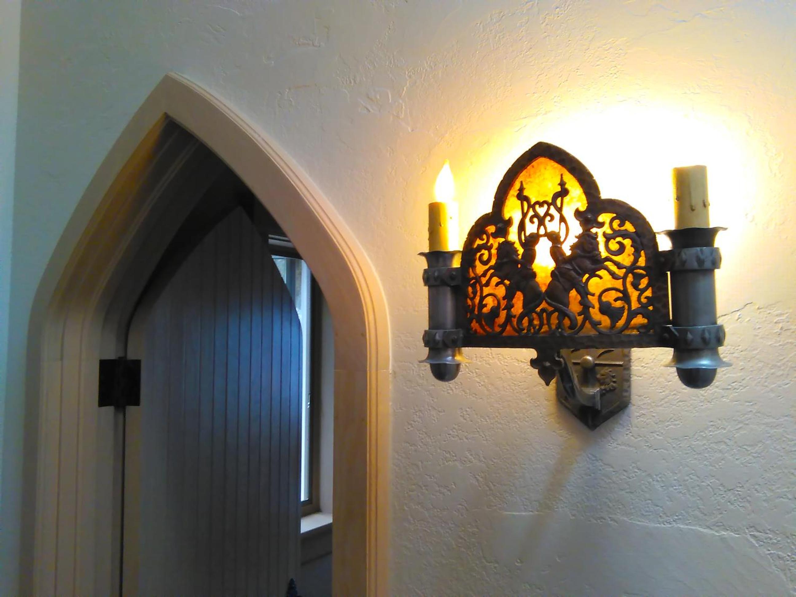 HIGHLANDS CASTLE overlooking Lake George plus 2 other CASTLES & SUITES