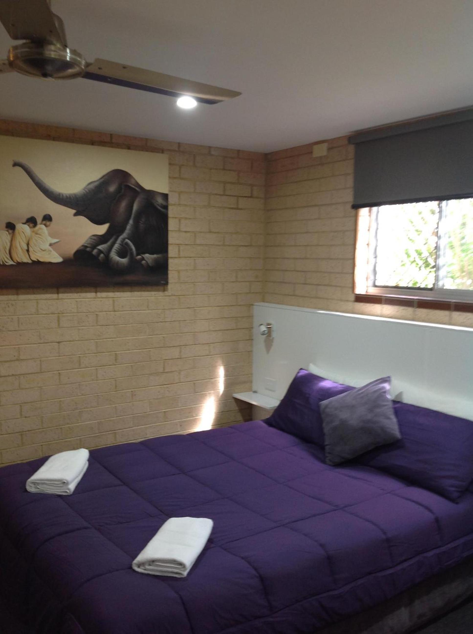 Avlon Gardens Motel