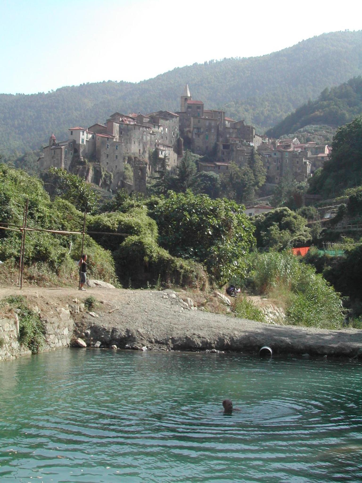 Rustic Liguria view 3