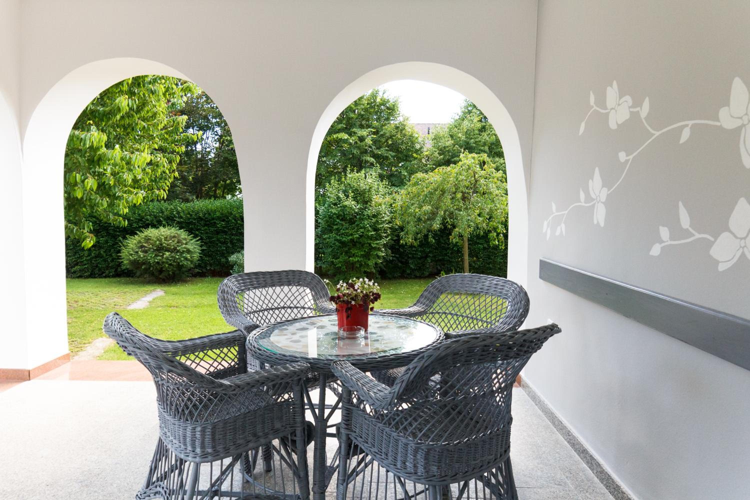 Zita Haus view 3