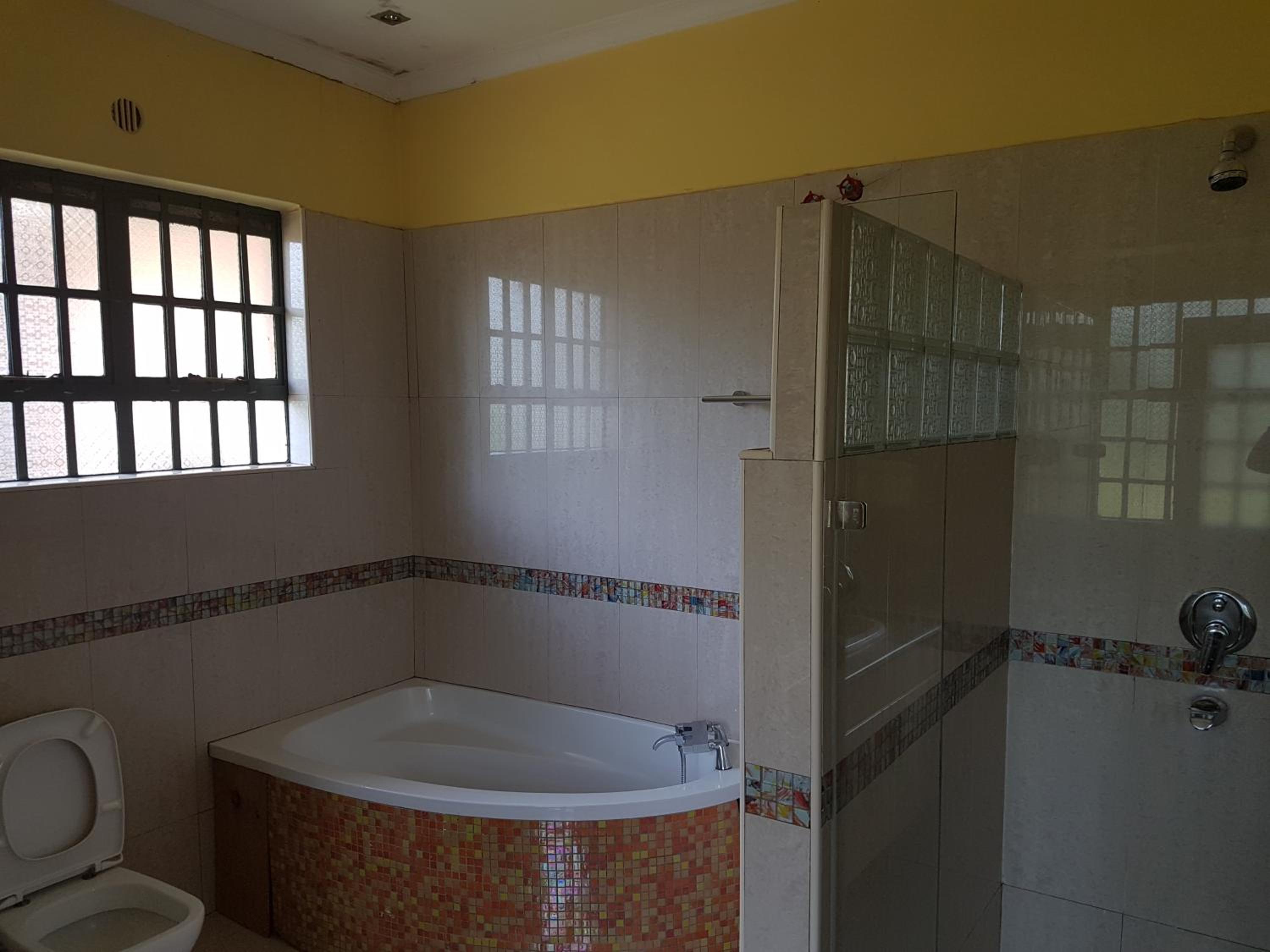 Spurwing Guest House