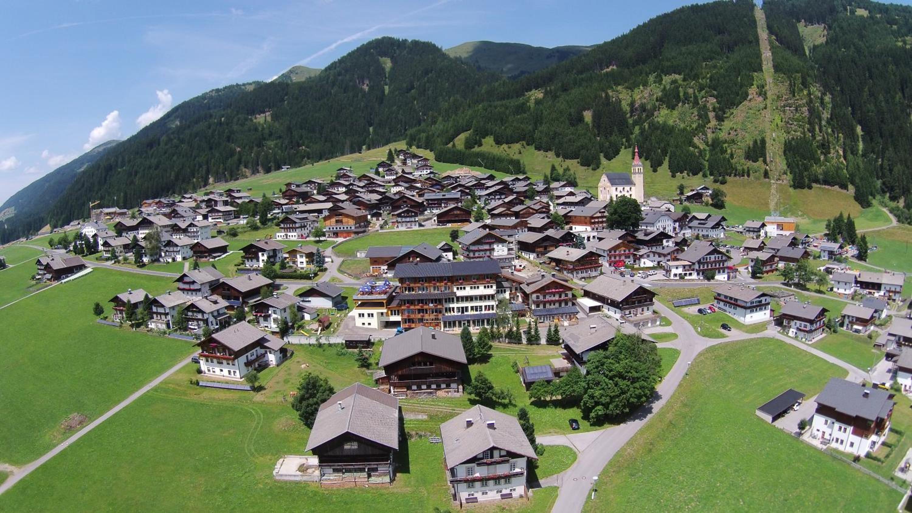 Klammer Gabi view 2