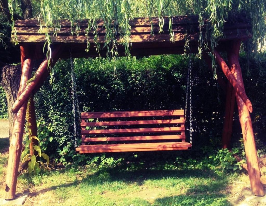 Photo 33