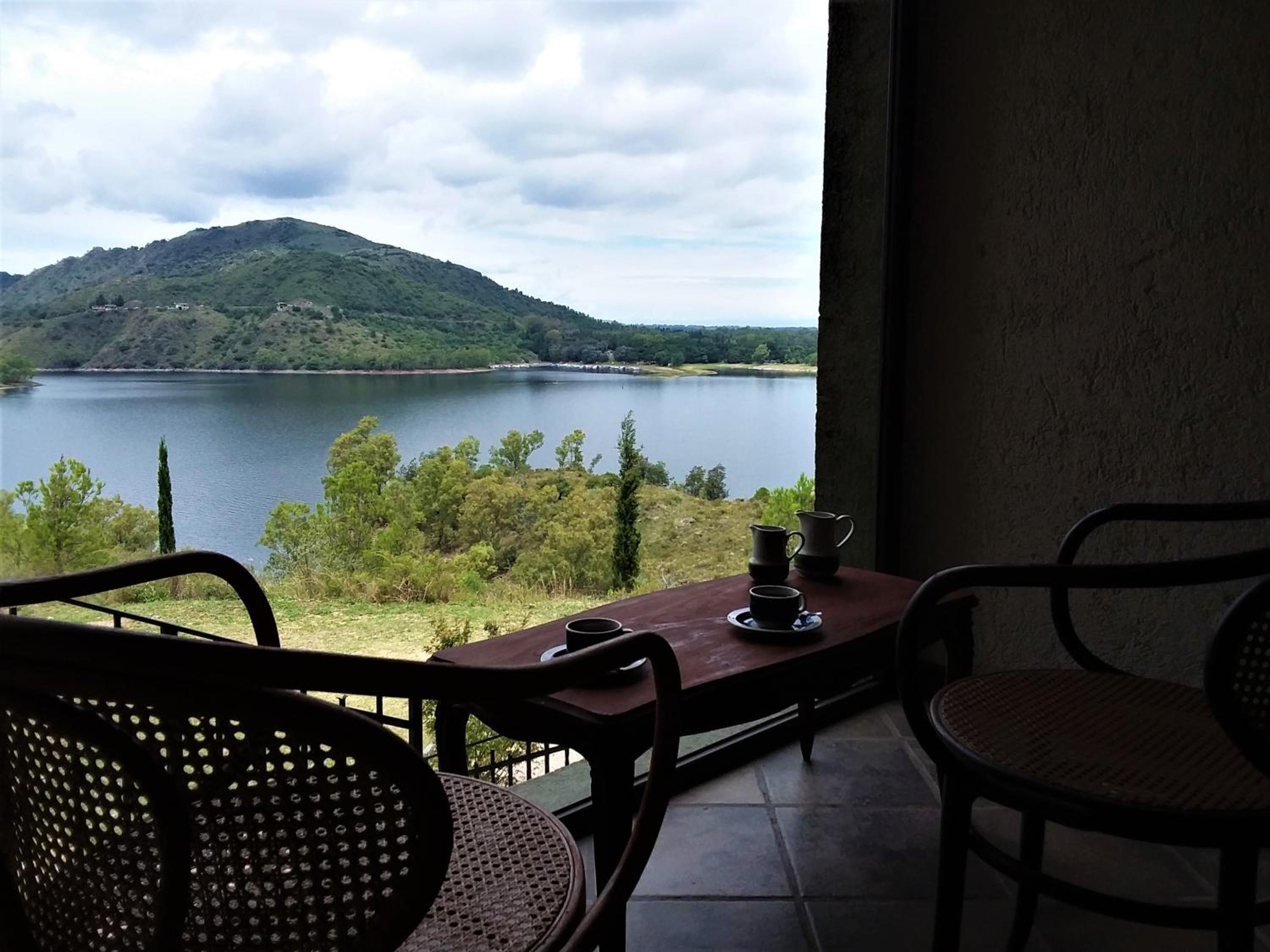 Peperina Lago Los Molinos