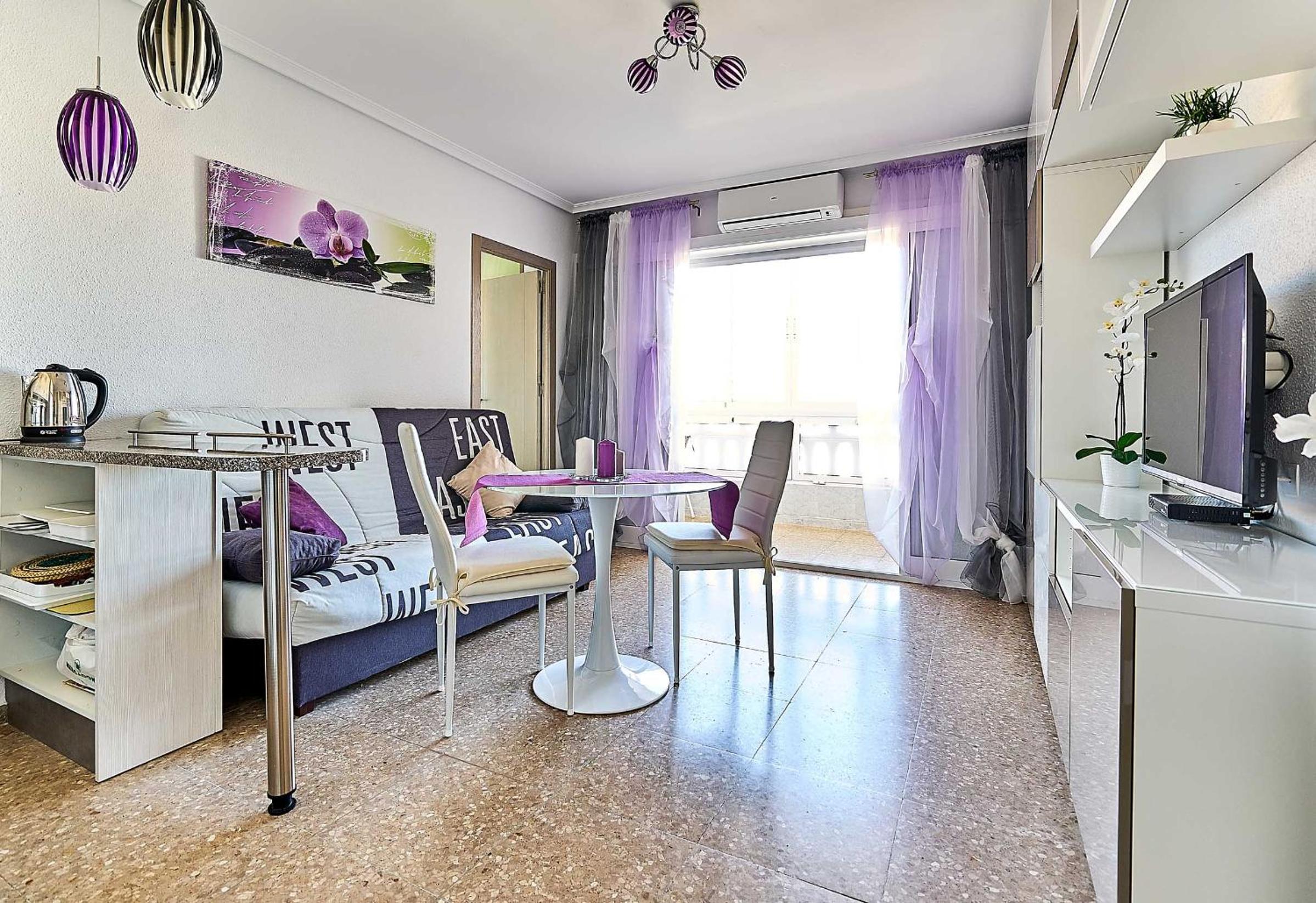 Espanhouse Vera Torreblanca