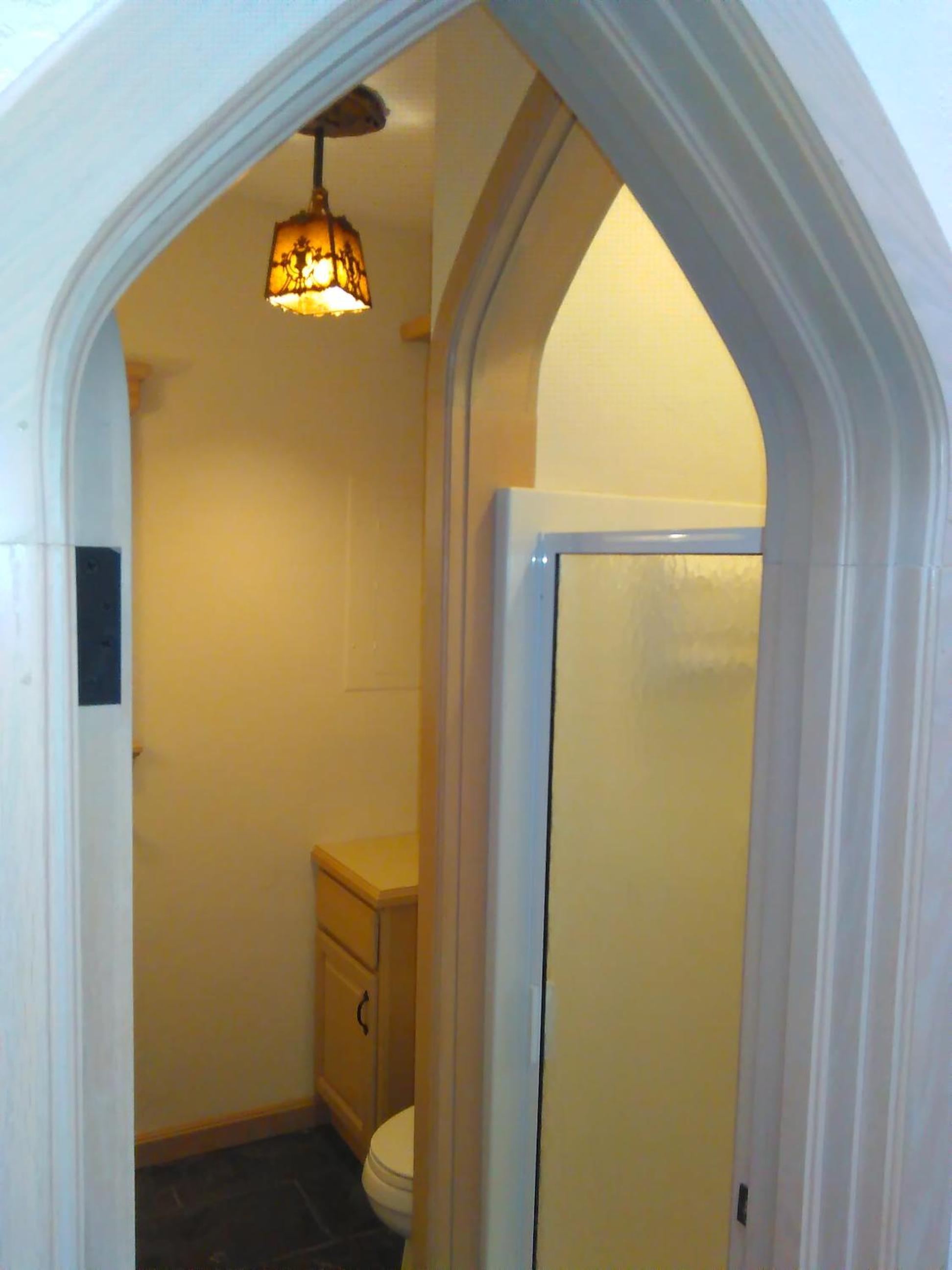 HIGHLANDS CASTLE overlooking Lake George plus 2 other CASTLES & SUITES