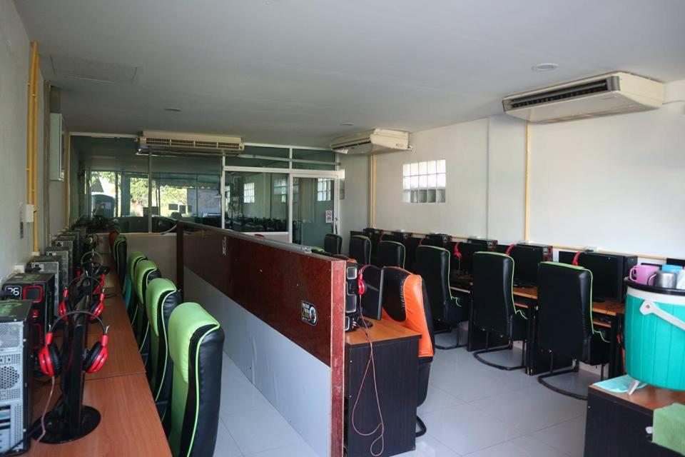 Pa Chalermchai Guesthouse