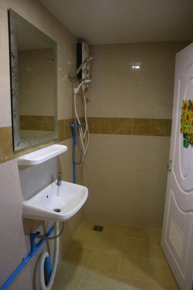 Pa Chalermchai Guesthouse