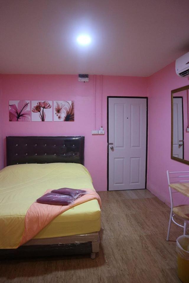 Pa Chalermchai Guesthouse