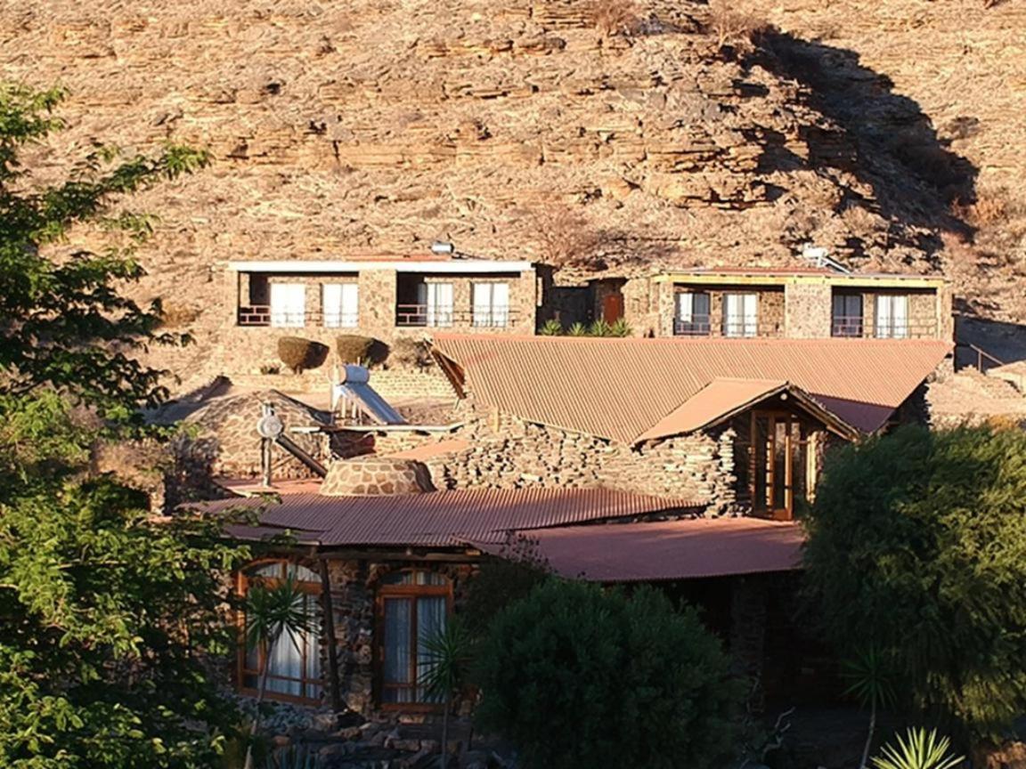 Zebra River Lodge