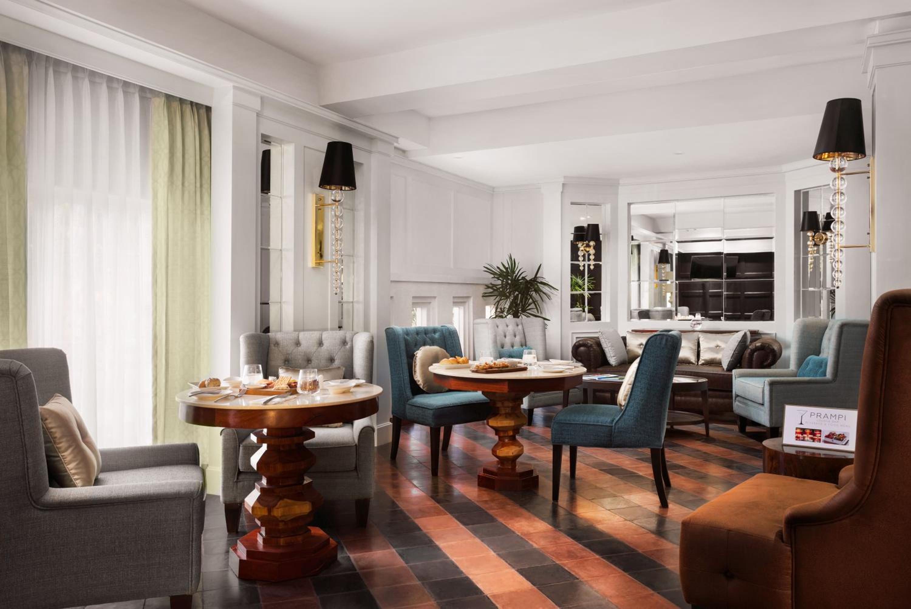 J7 Angkor Hotel