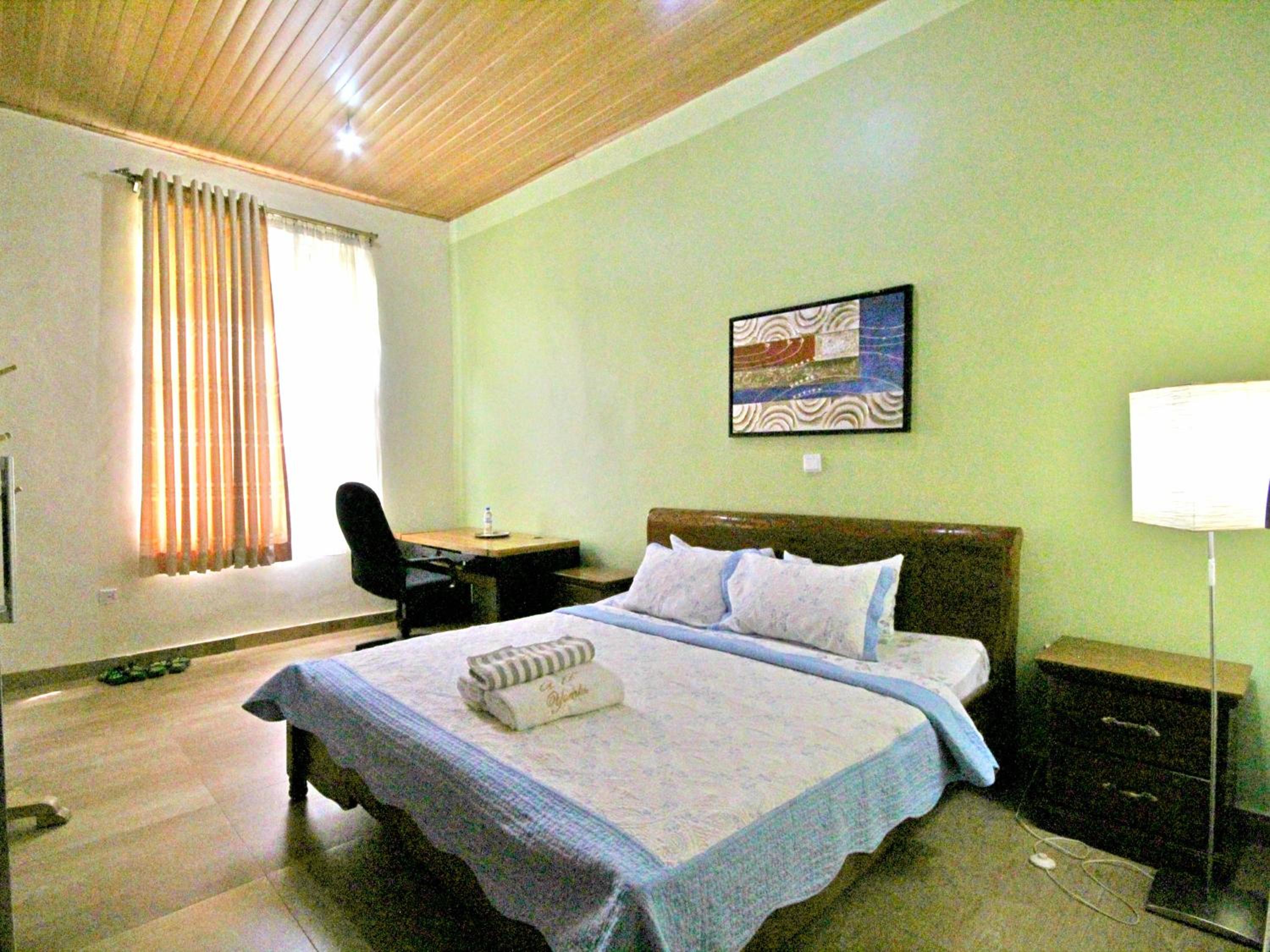 Yambi Guesthouse