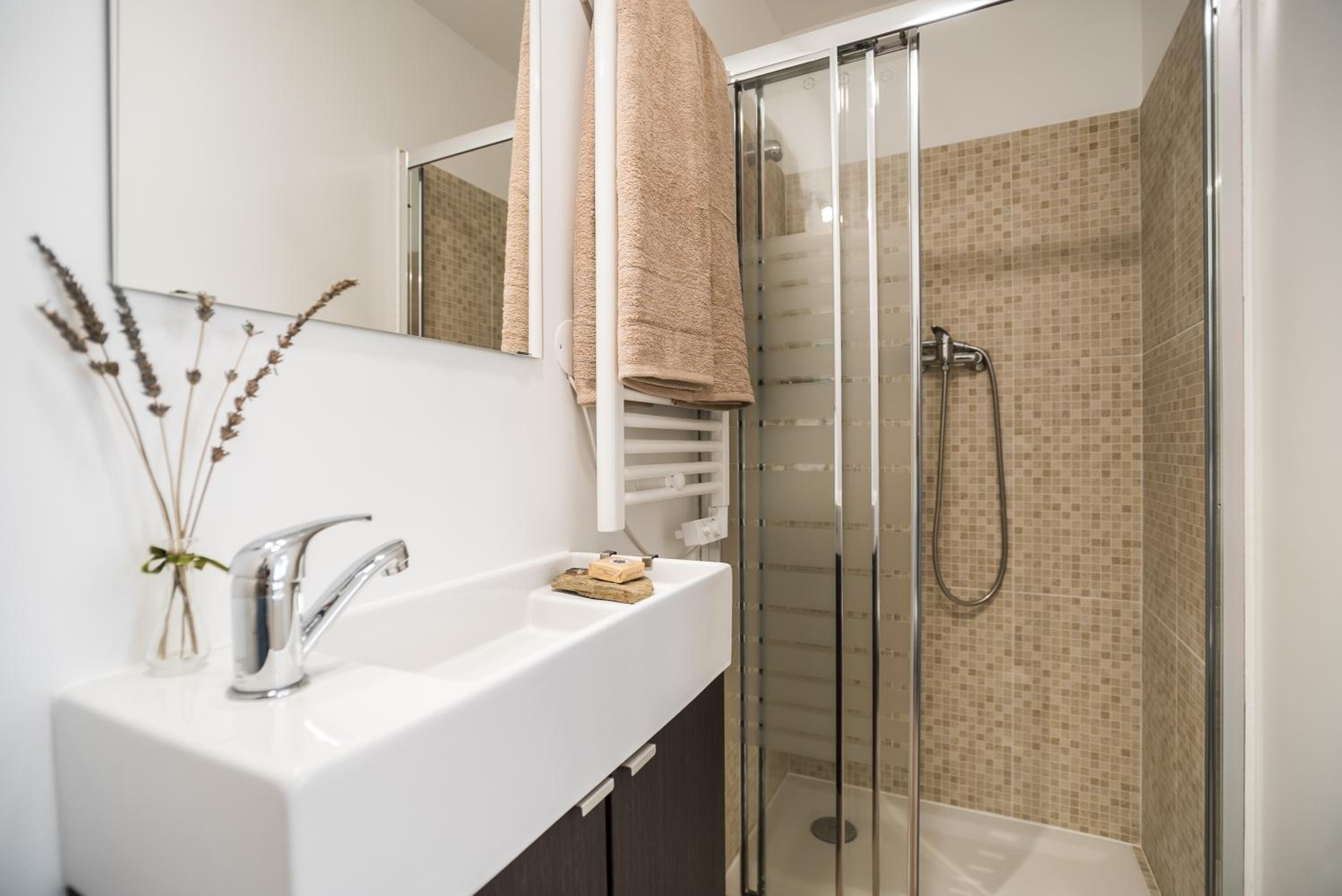 Little duplex in Alfama view 3