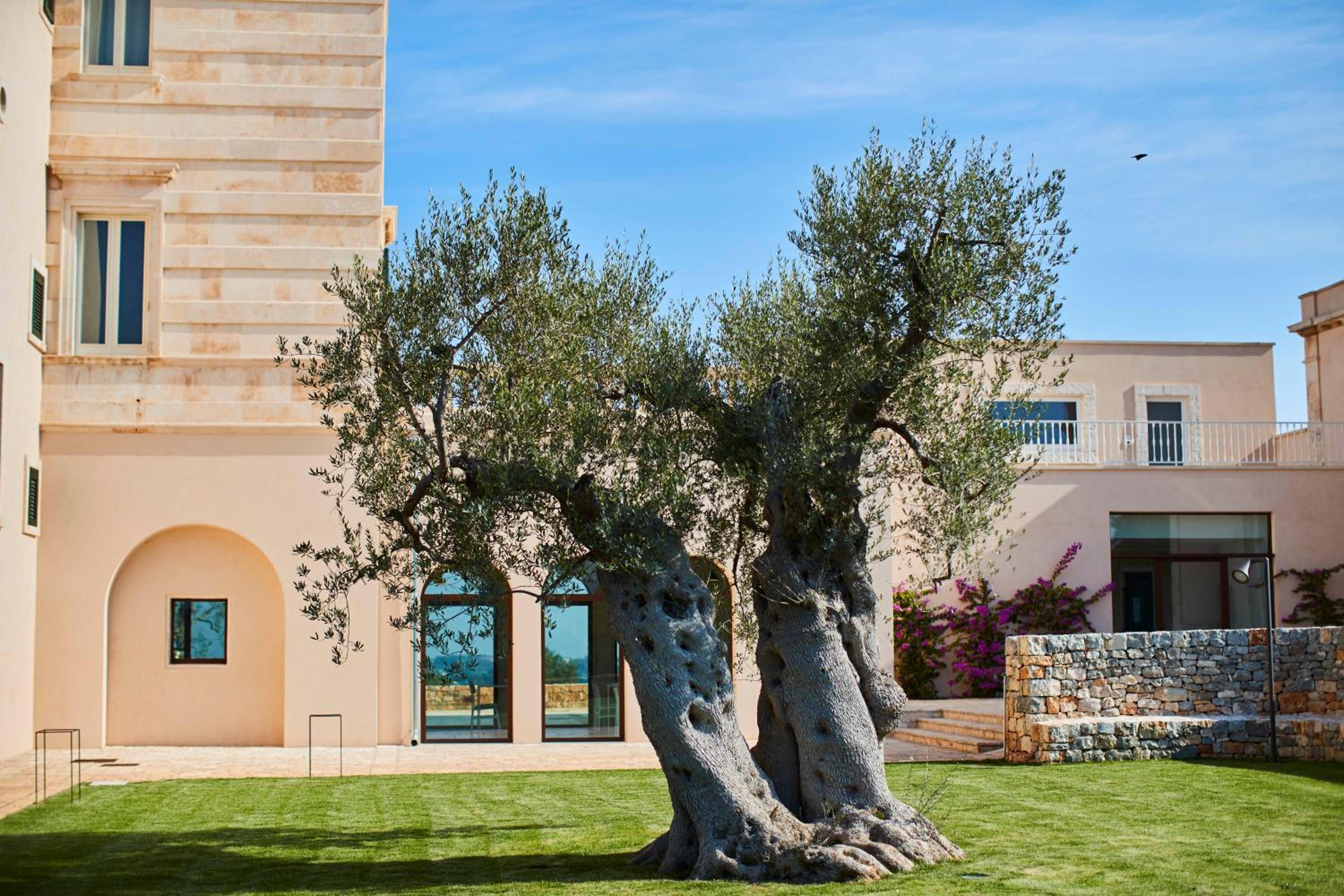 Villa Torre Bianca by Emily Hotels — 10