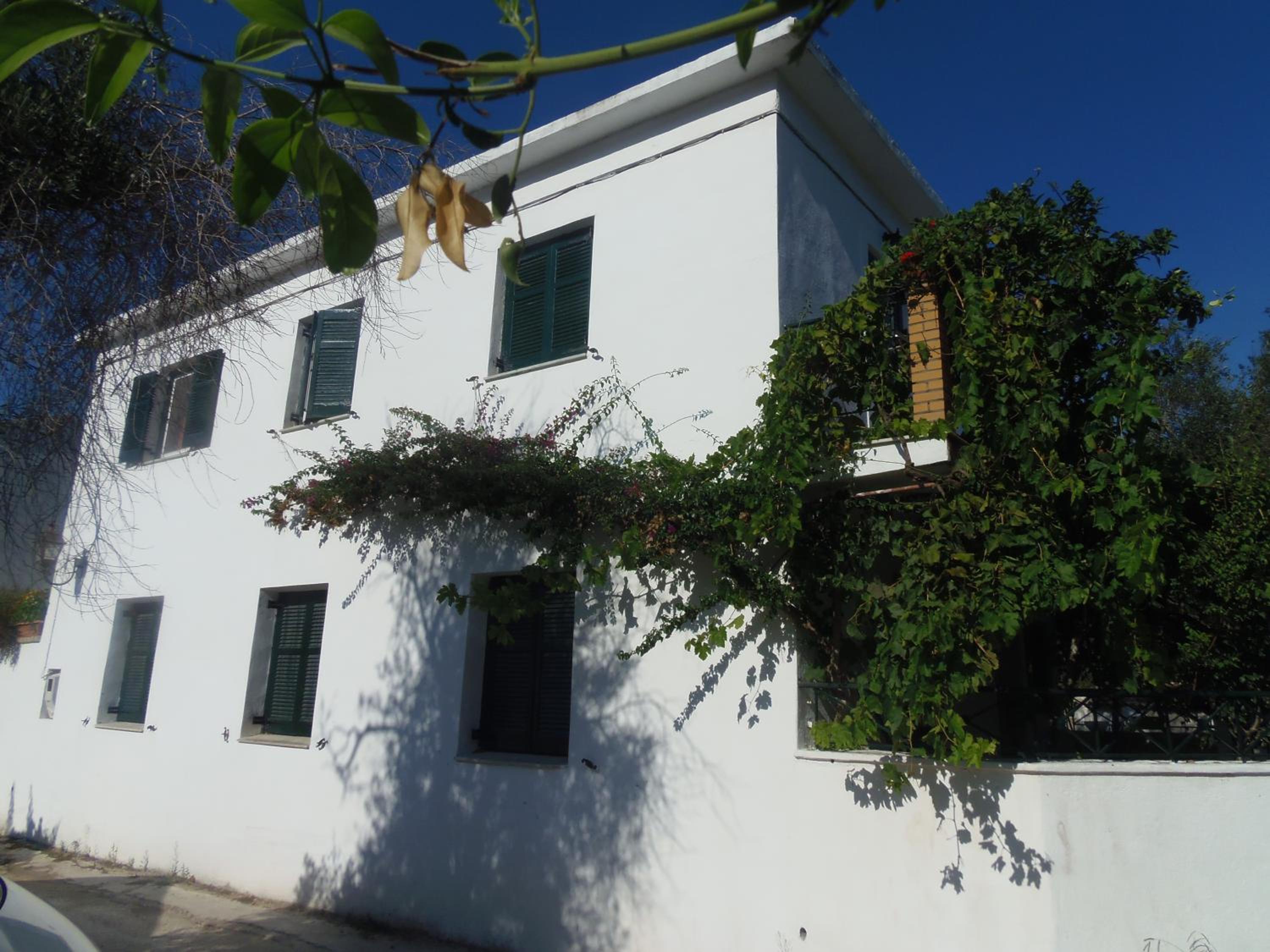 Hotel Konstantina Apartment - Image 1