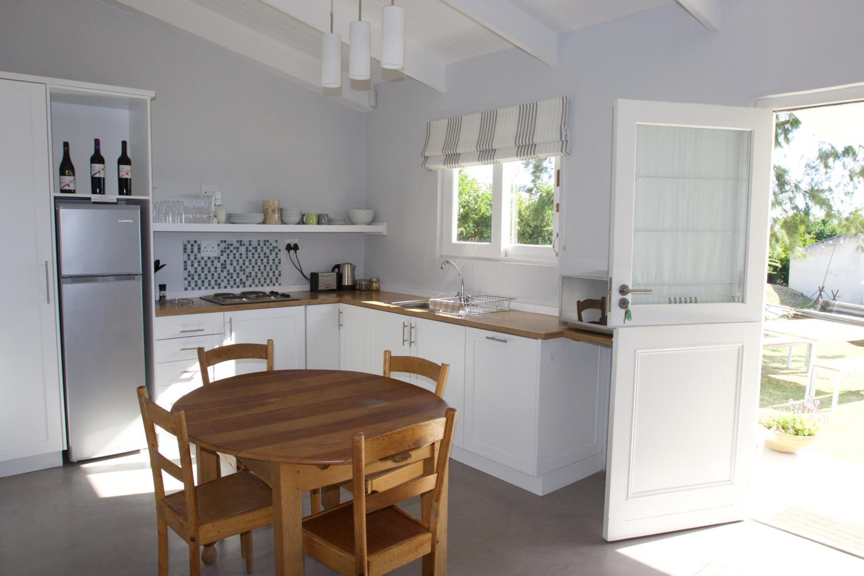 Paul Wallace Wines & Cottages
