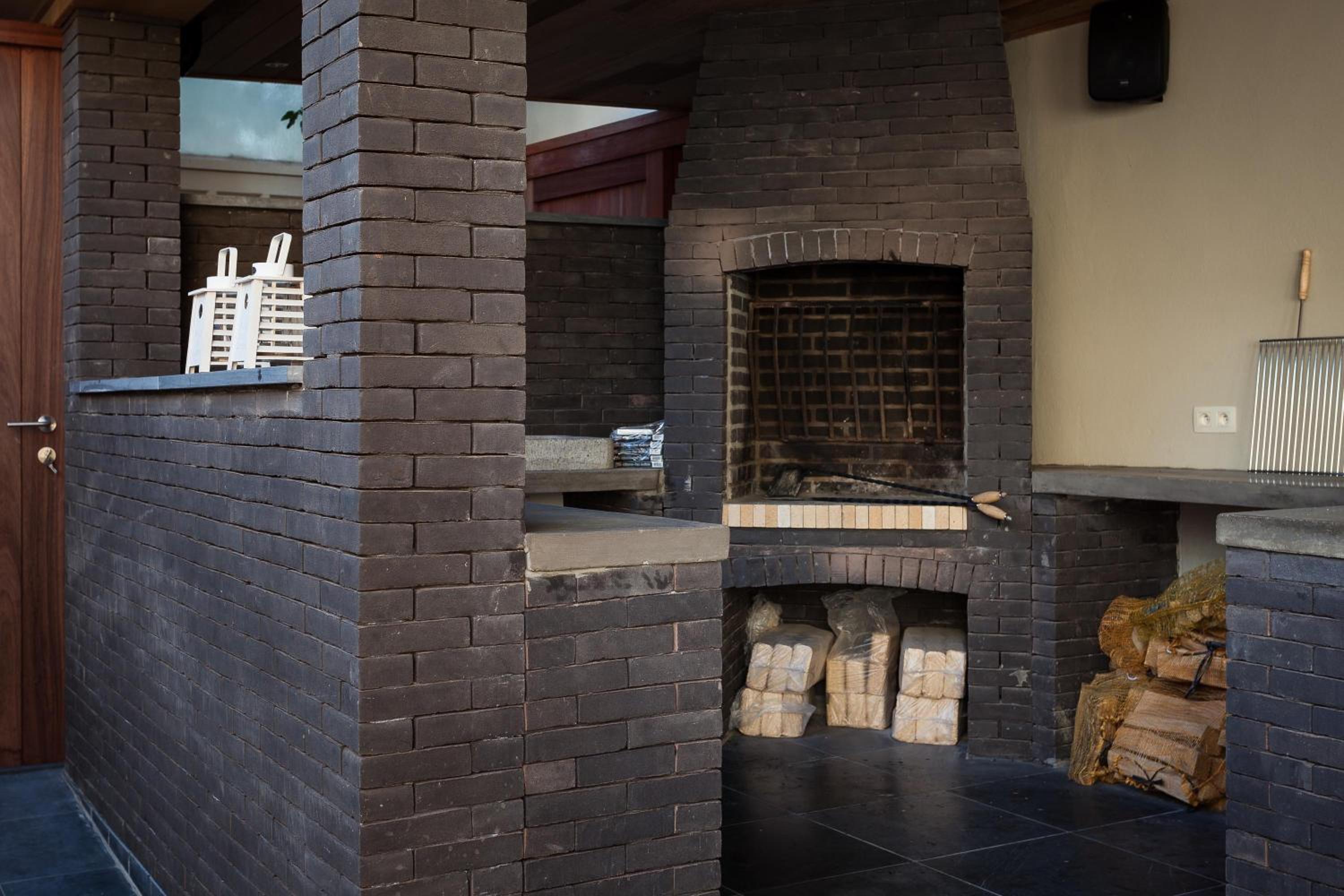 Luxueus vakantiehuis in hartje Ronse met 7 slaapkamers & badkamers