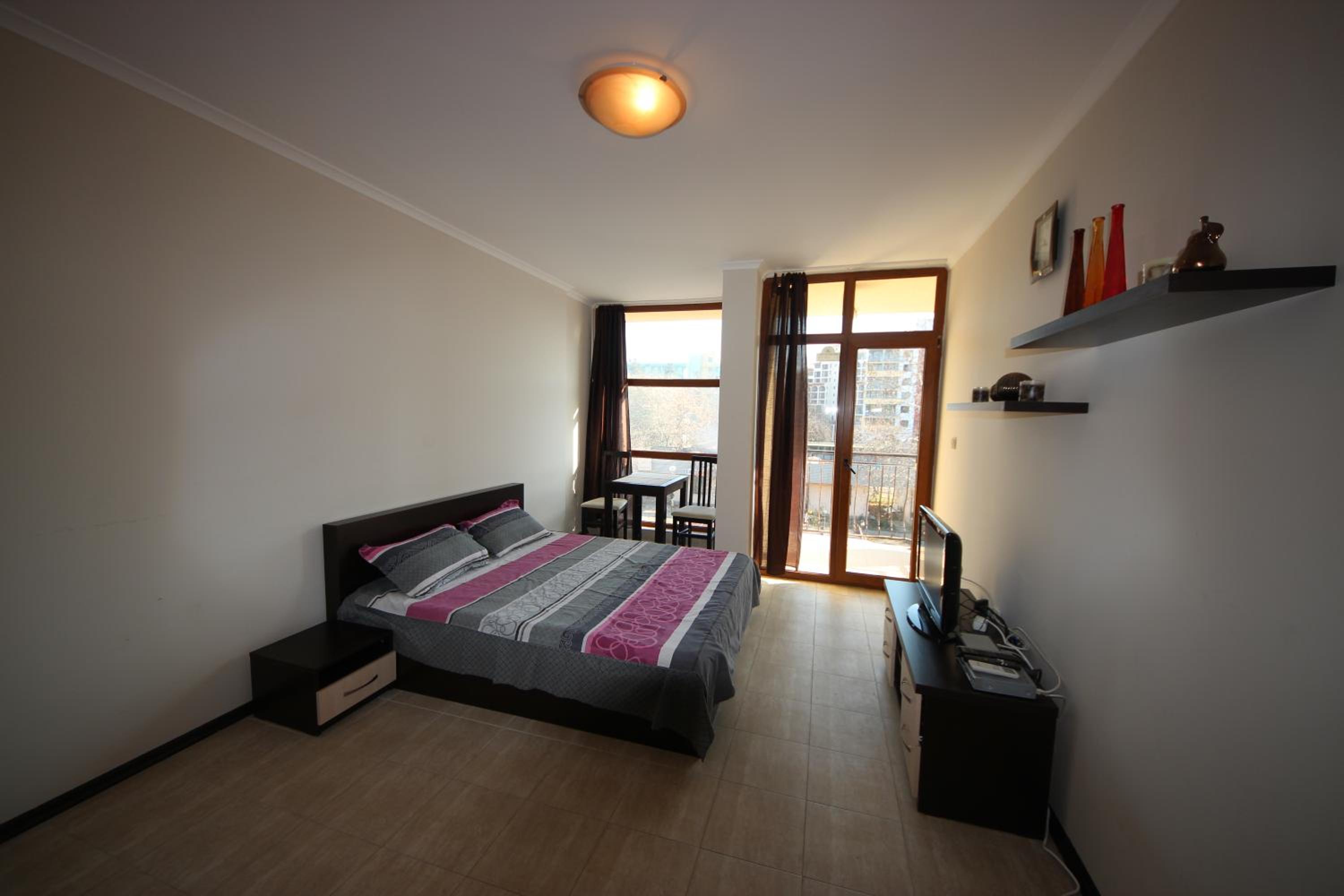 Menada Crystal Park Apartments