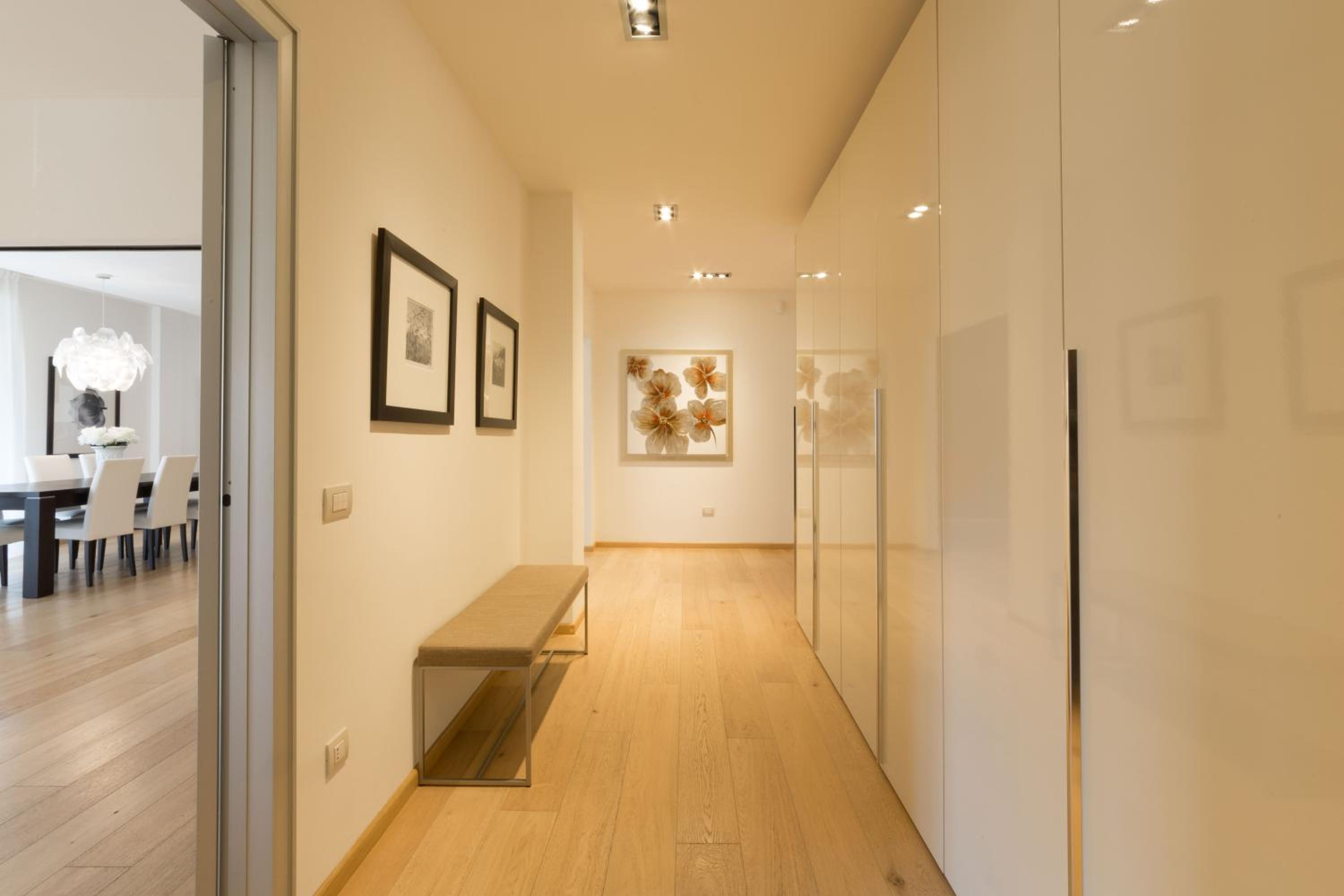 Verona Vacations - Design  Luxury Apartment Verona - Property Image 27