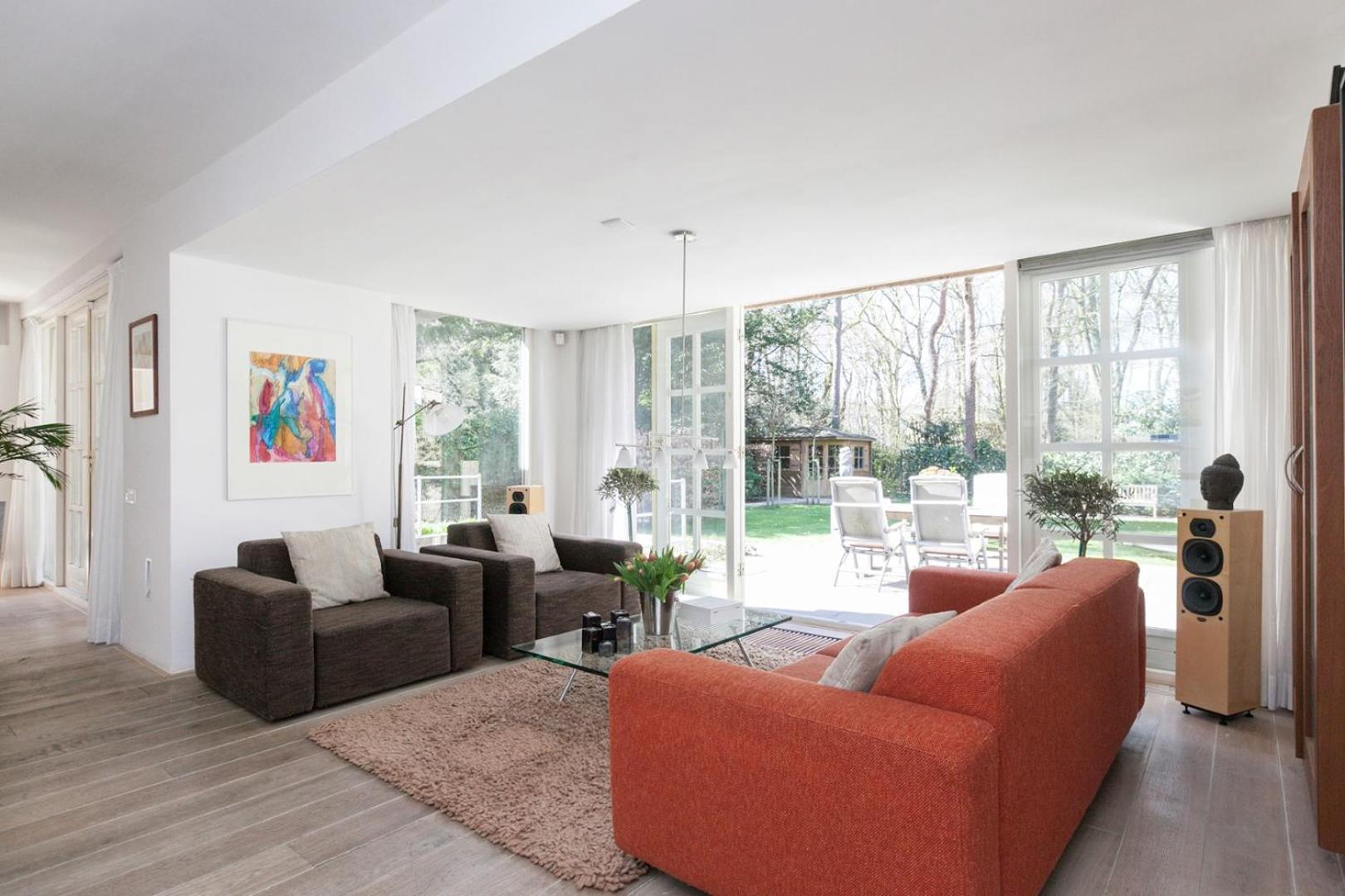 Exclusive villa AMS area