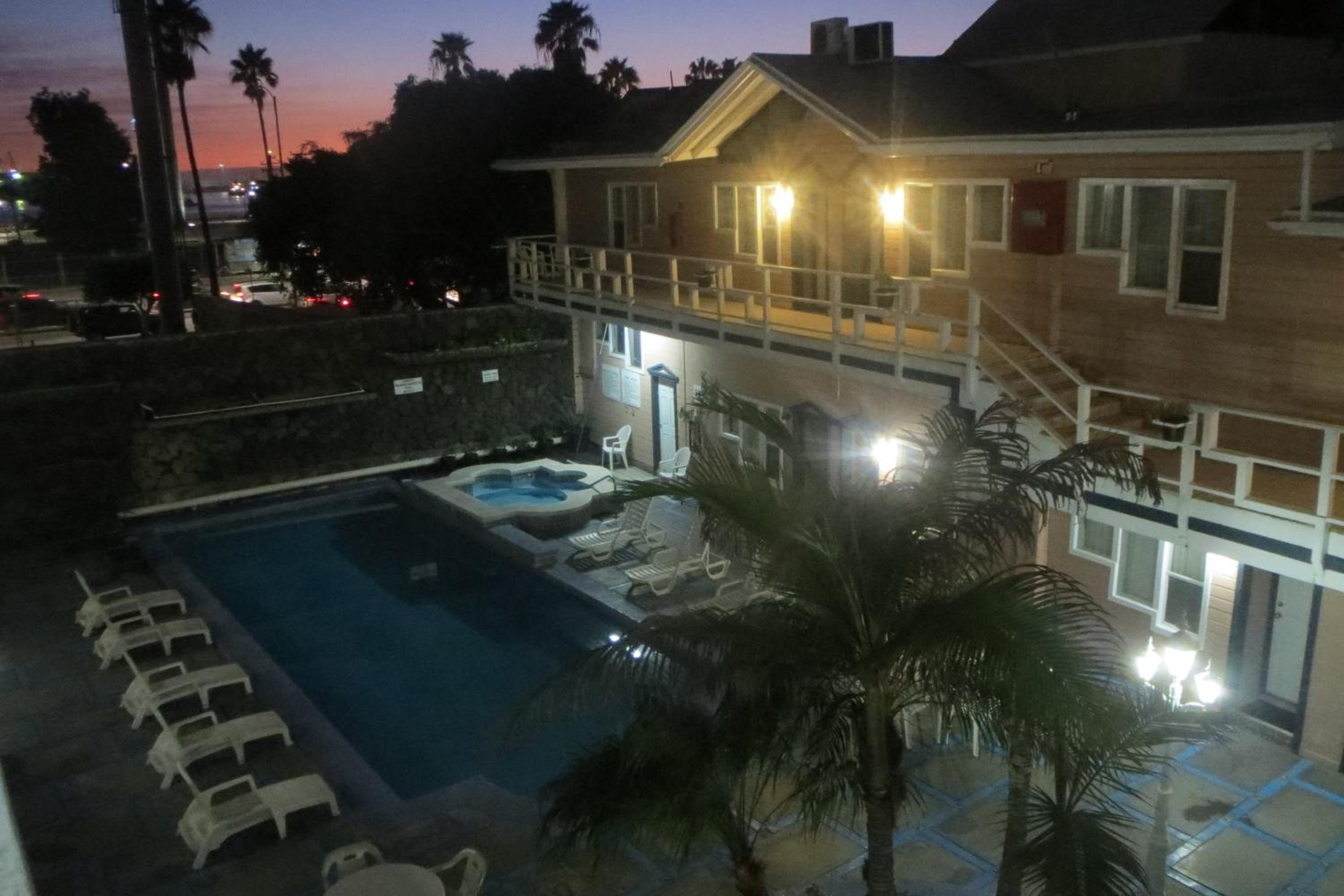 Ensenada Vacations - Hotel Villa Fontana Inn - Property Image 2