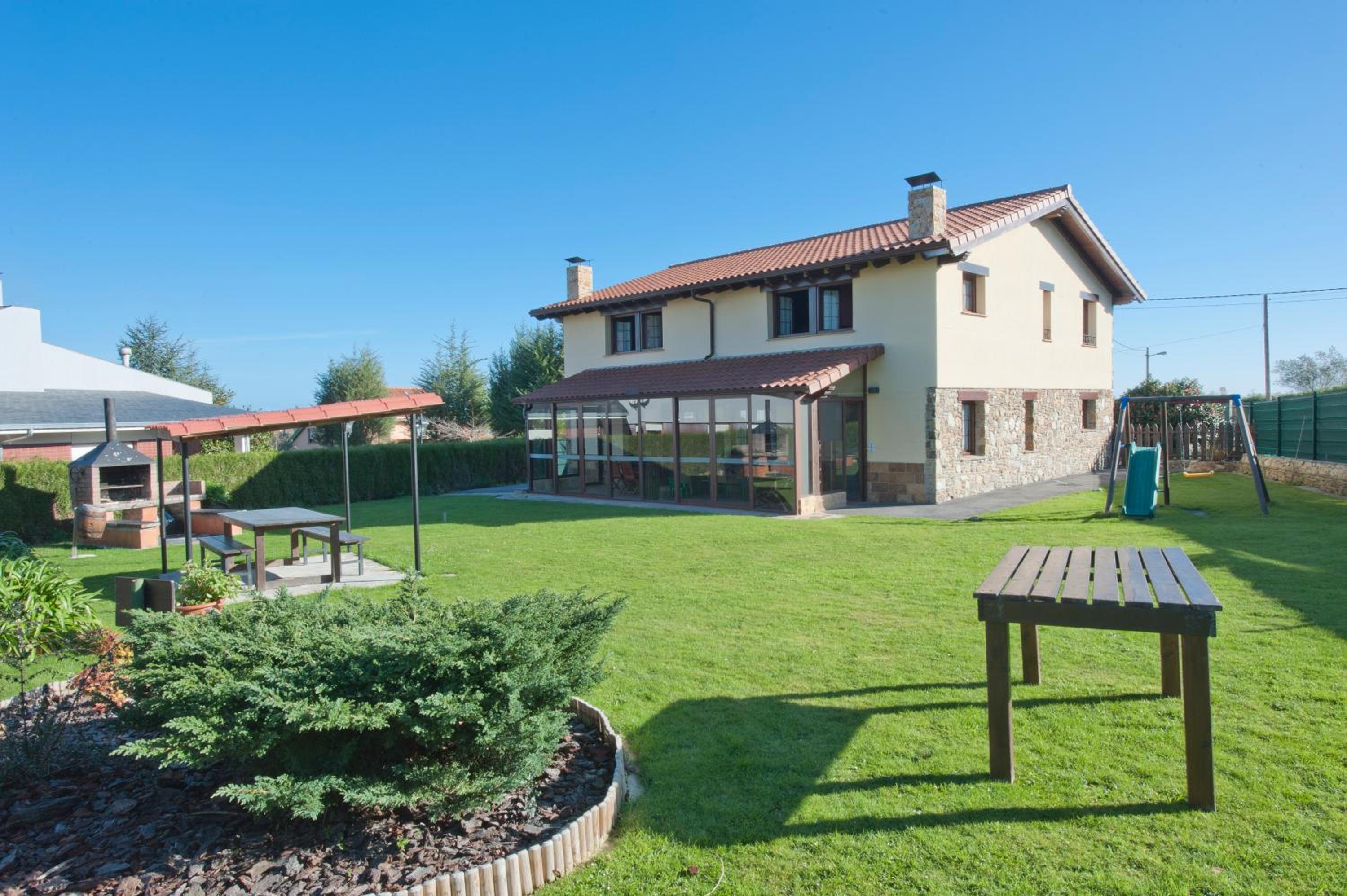 Apartamentos Rurales Villa del Sain Cudillero