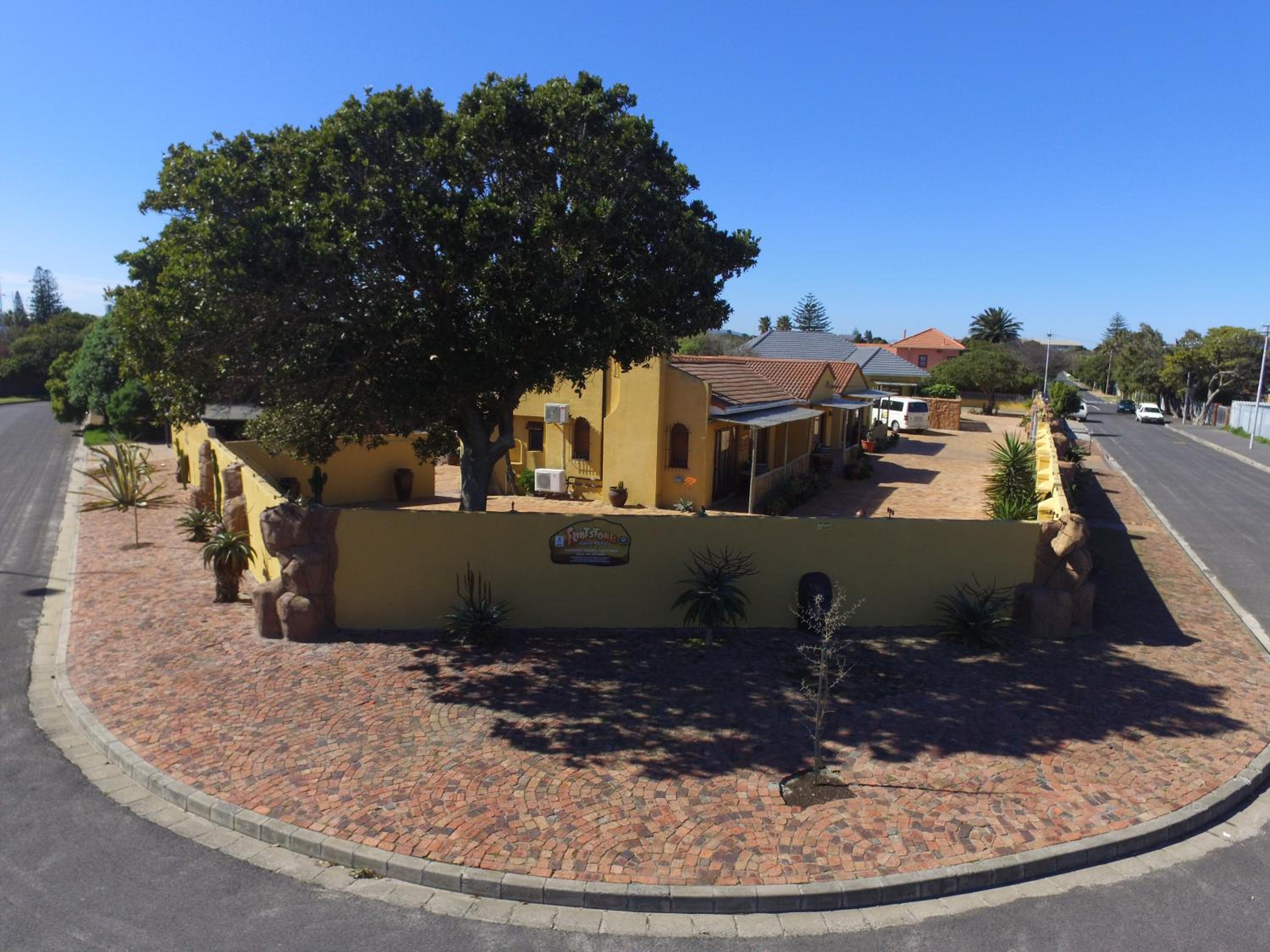 Flintstones Guest House Cape Town